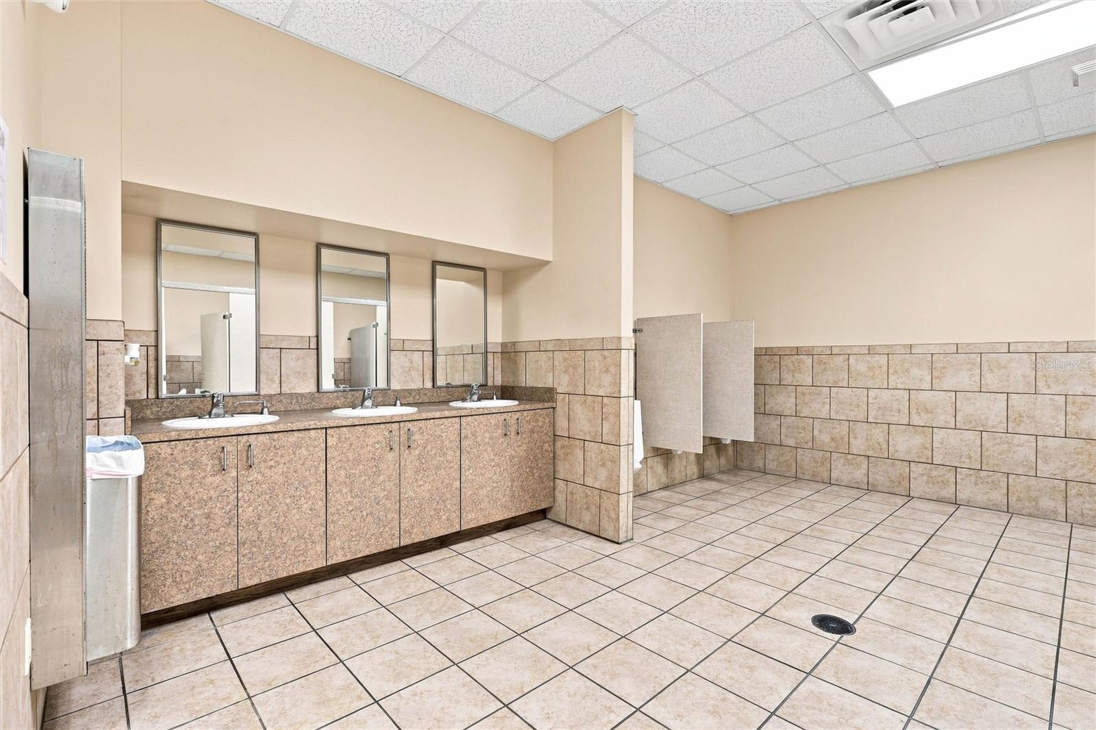 7602 Kenya St Property Photo 71