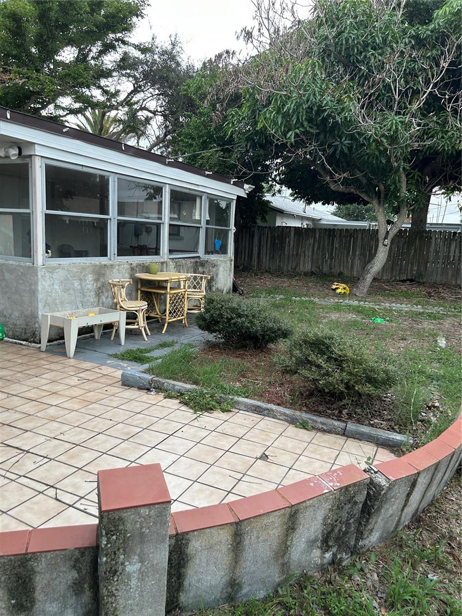 380 Sea Horse Ave Property Photo 15