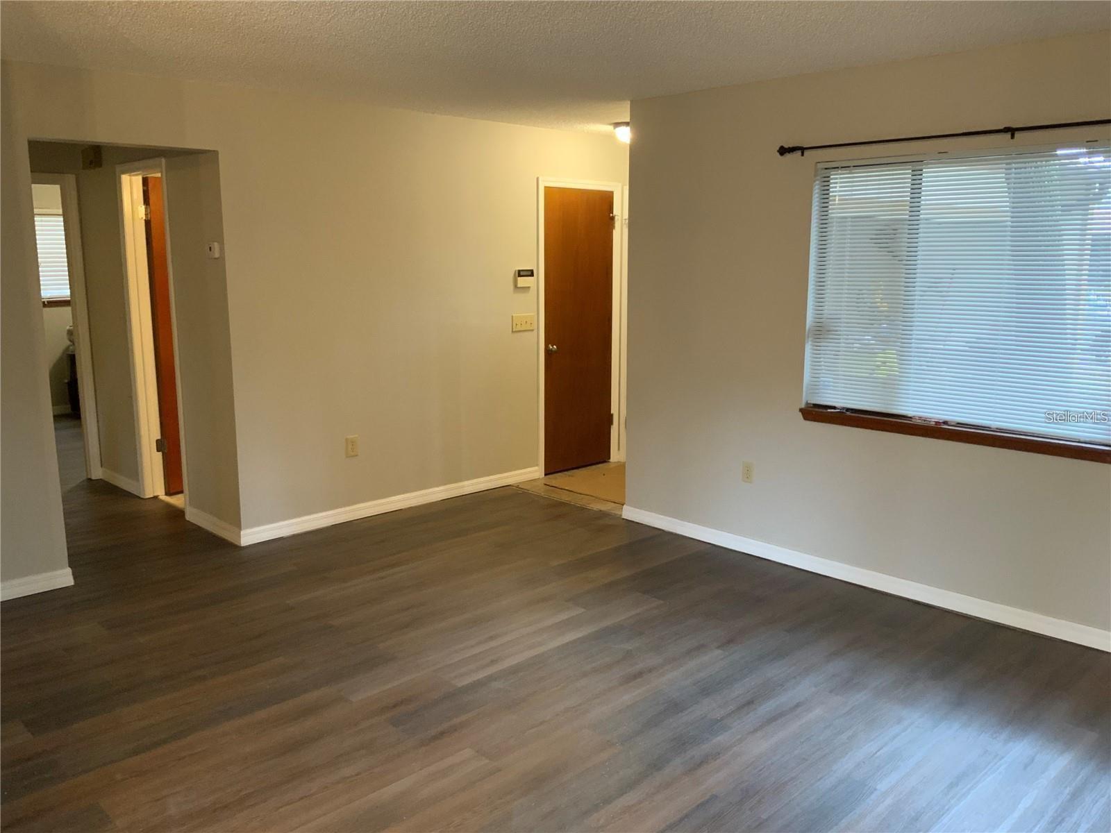 2067 Red Cedar Ln Property Photo 6