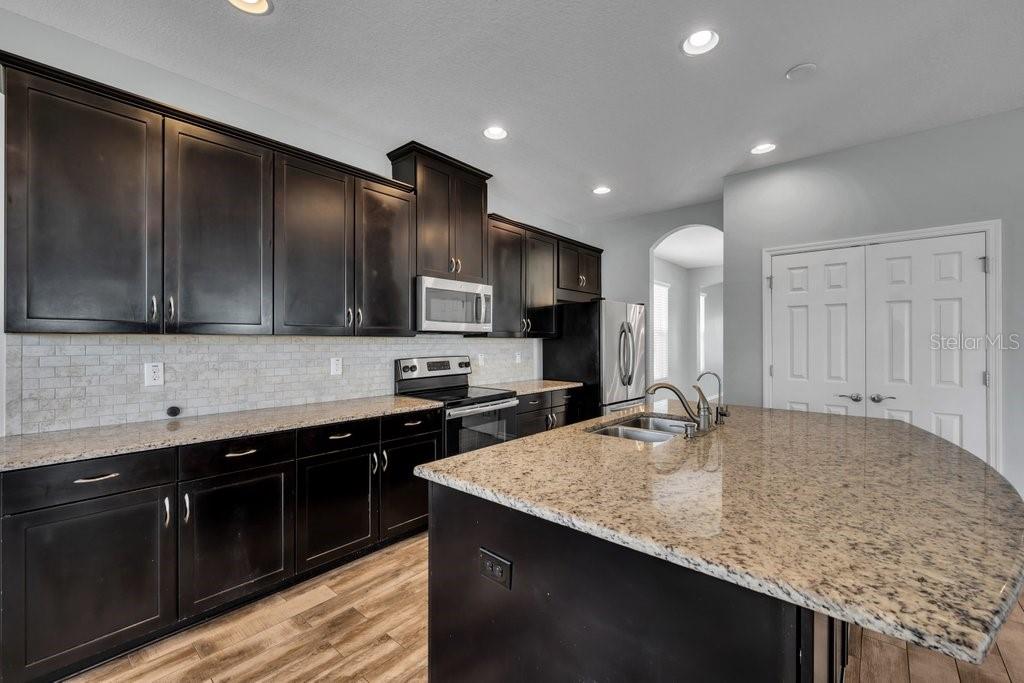 7225 Blue Beech Dr Property Photo 21