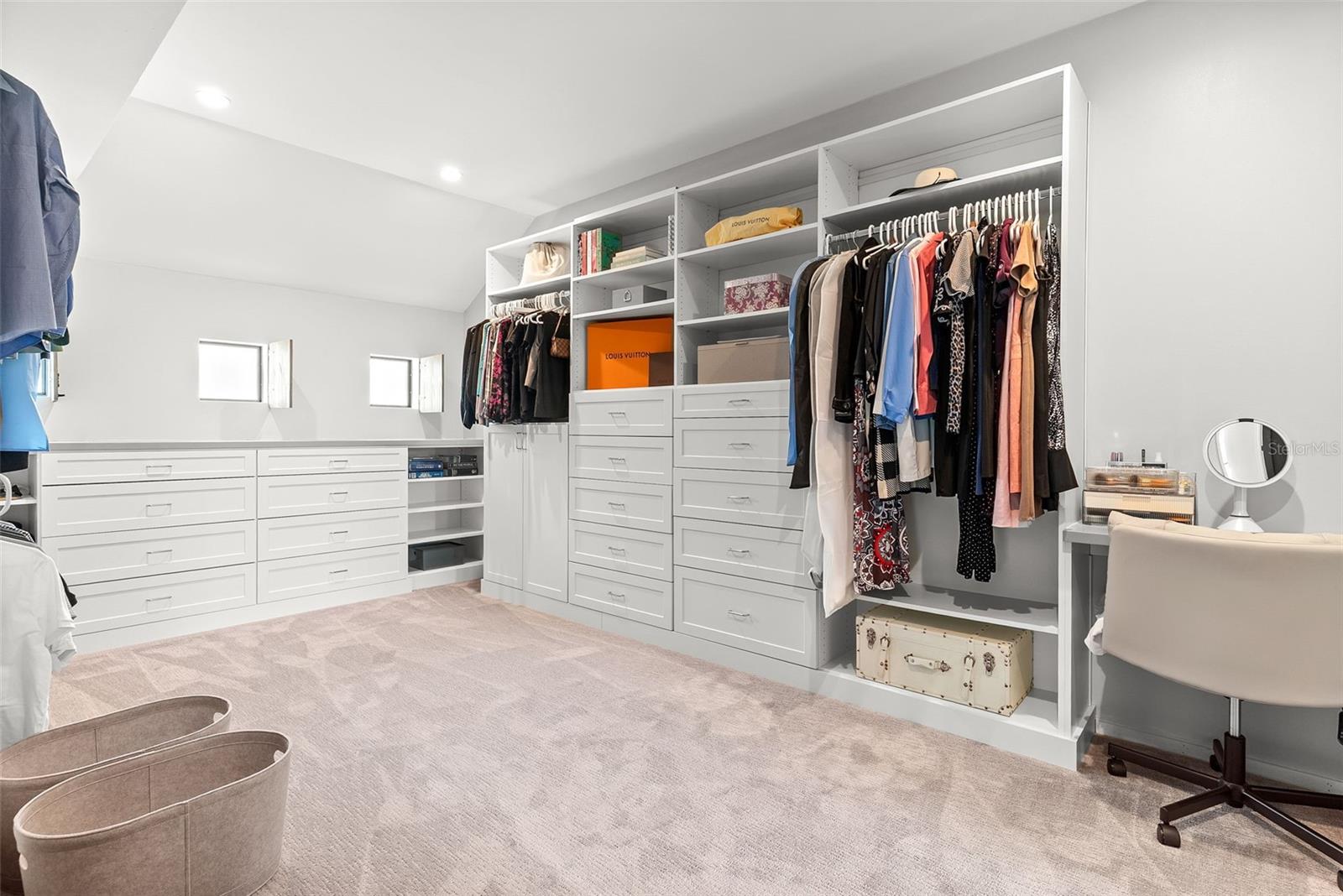 92 W Davis Blvd Property Photo 24