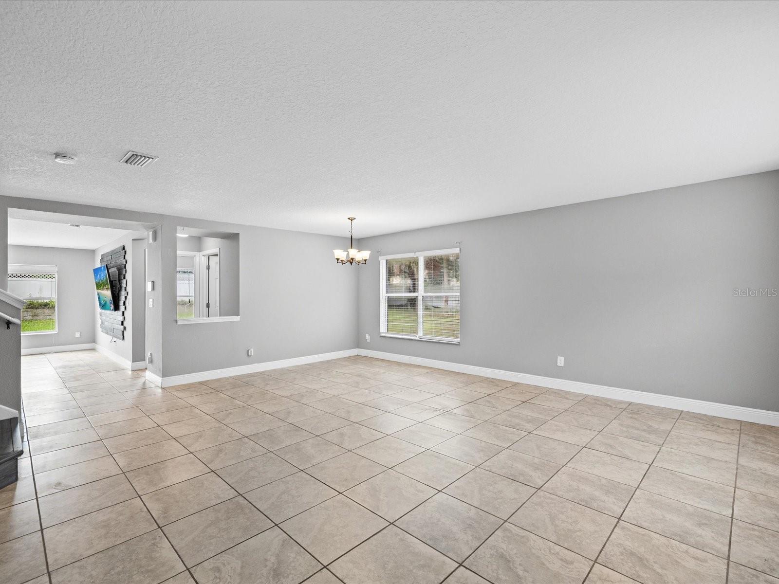 7335 Bridgeview Dr Property Photo 8