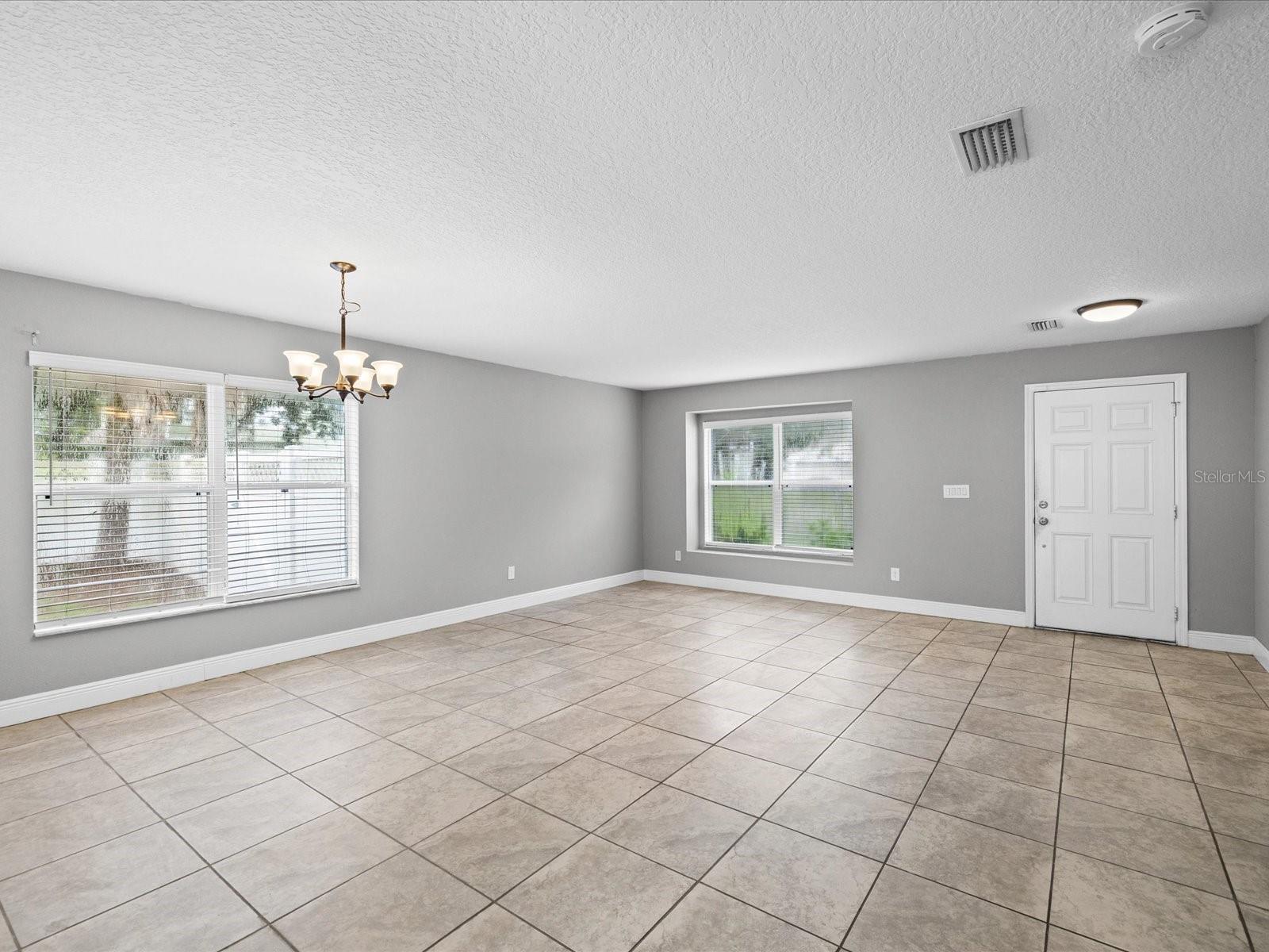 7335 Bridgeview Dr Property Photo 9