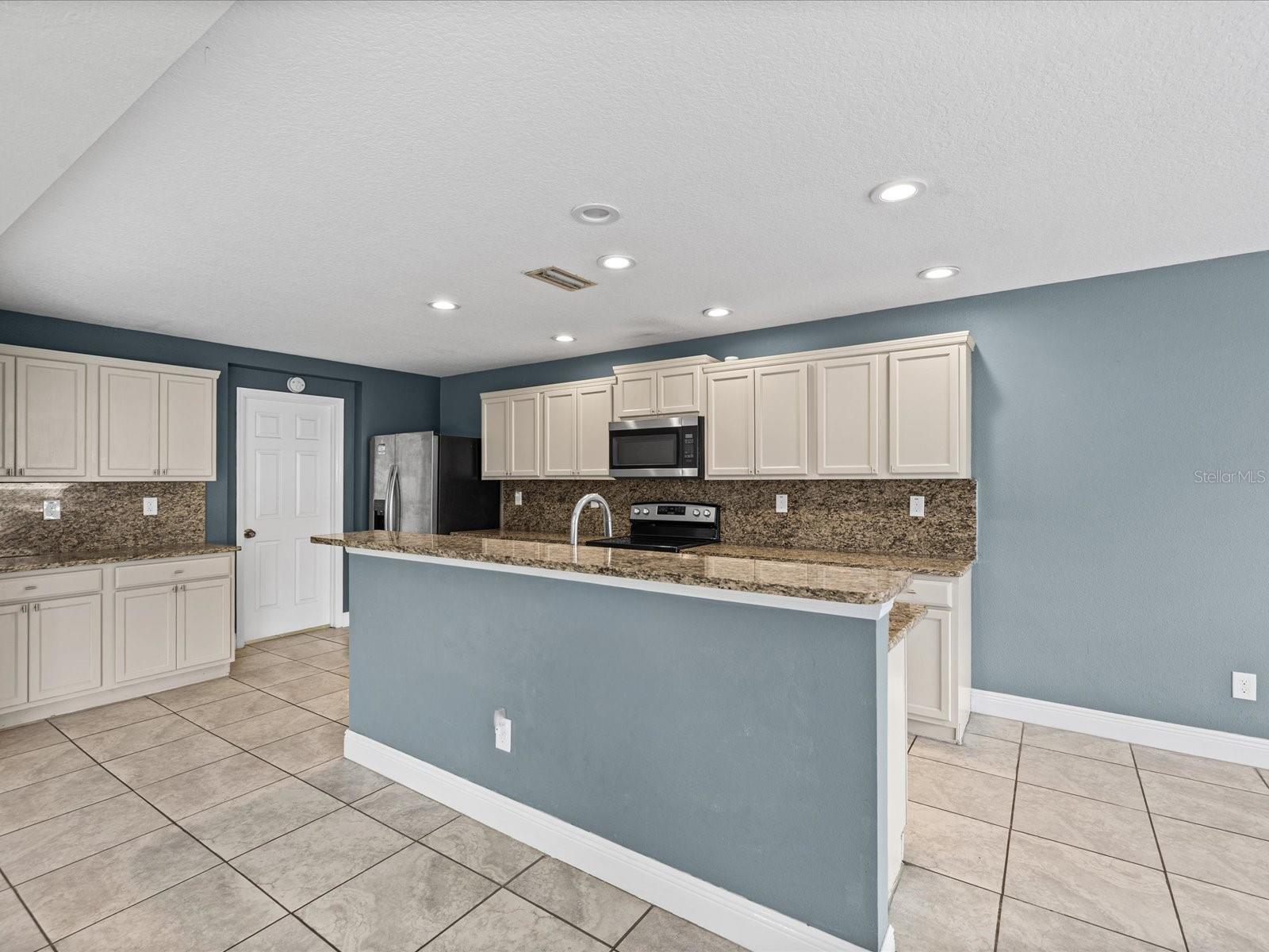 7335 Bridgeview Dr Property Photo 20