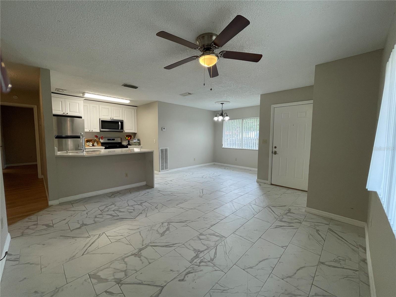 8401 Waterview Way Property Photo 6
