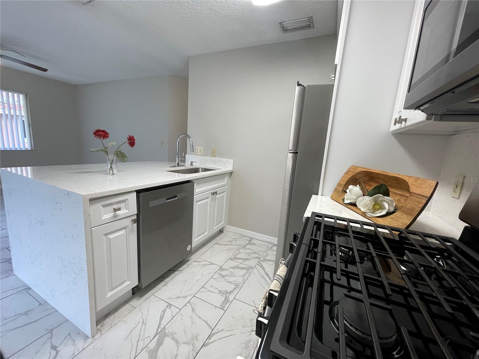 8401 Waterview Way Property Photo 9