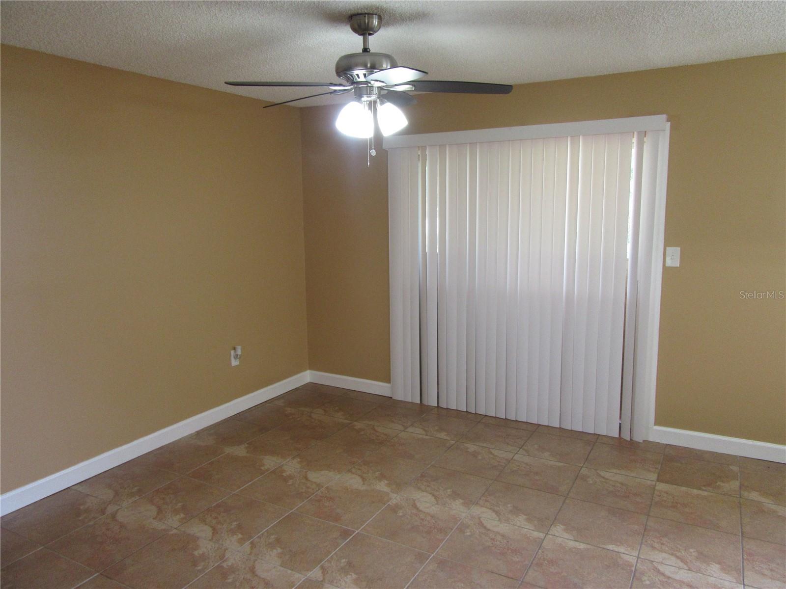 1310 83rd Ave N #d Property Photo 9