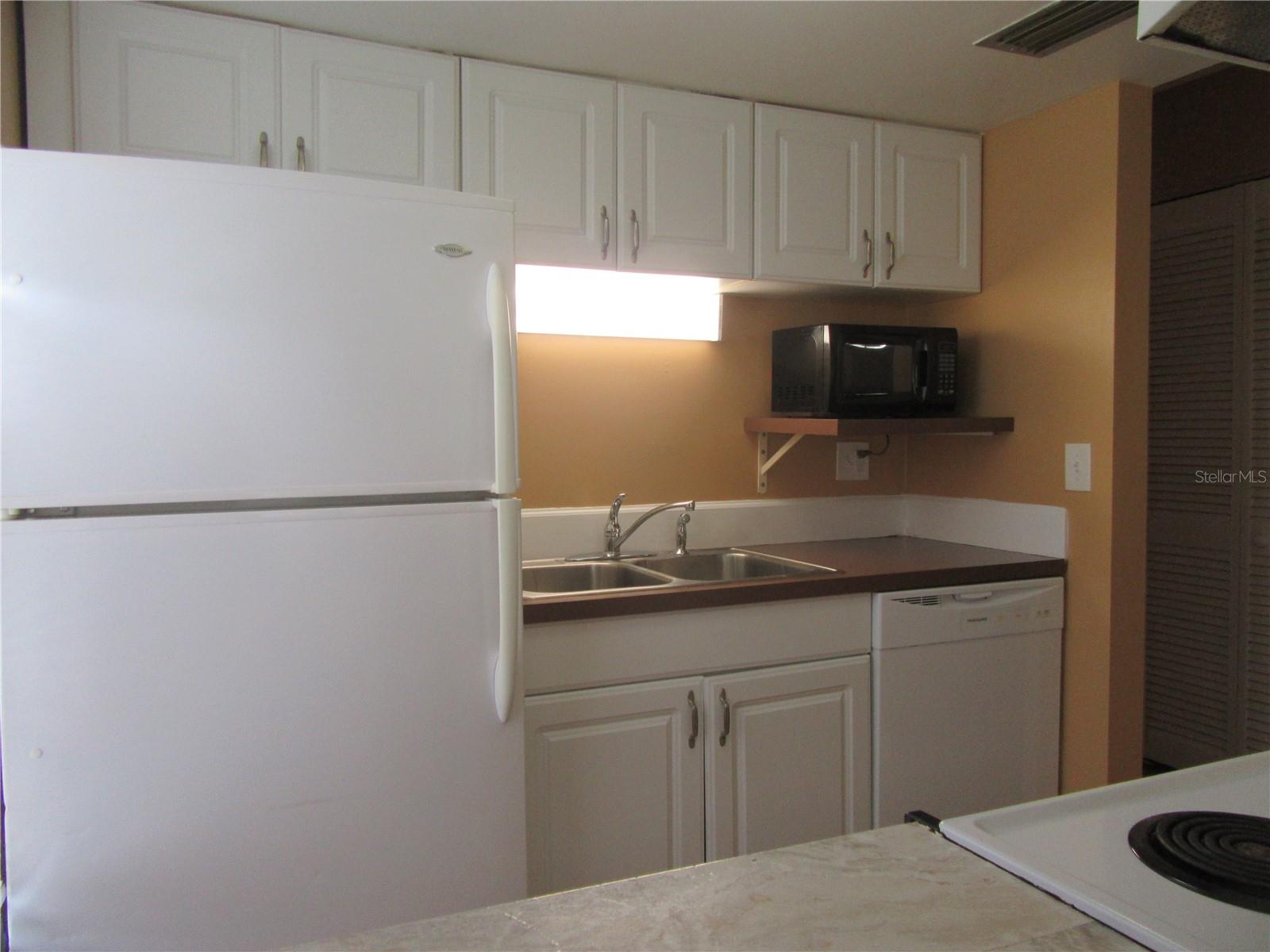 1310 83rd Ave N #d Property Photo 16
