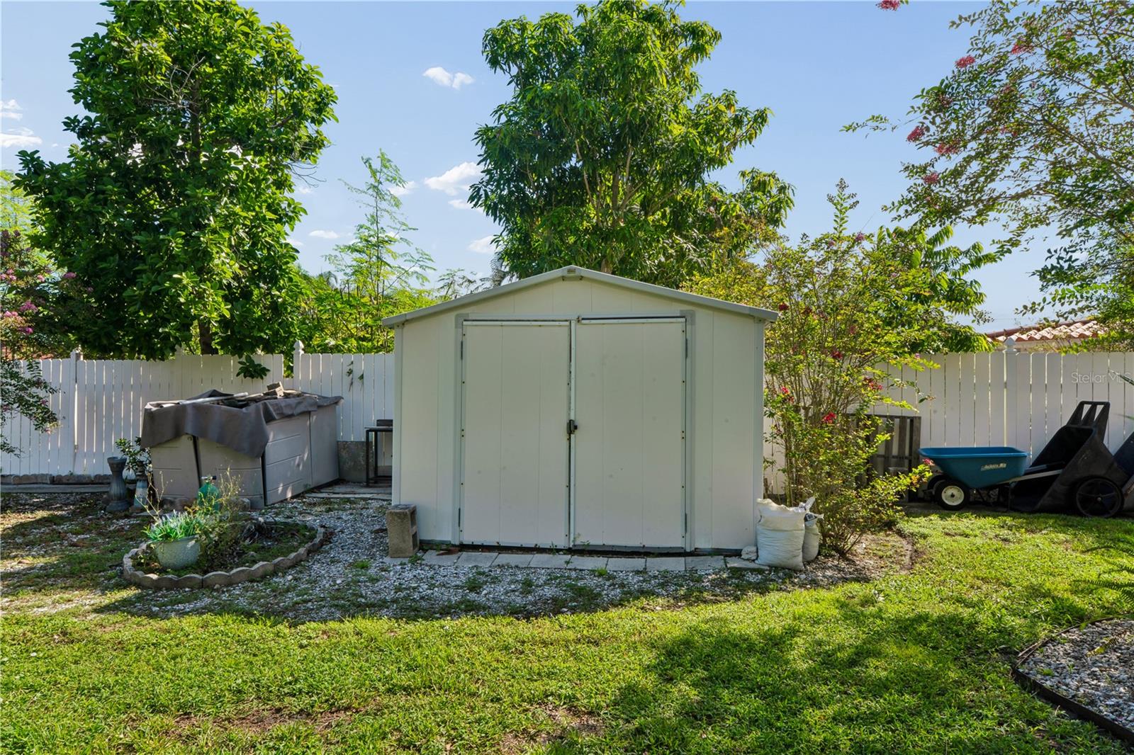 10739 Drummond Rd Property Photo 54
