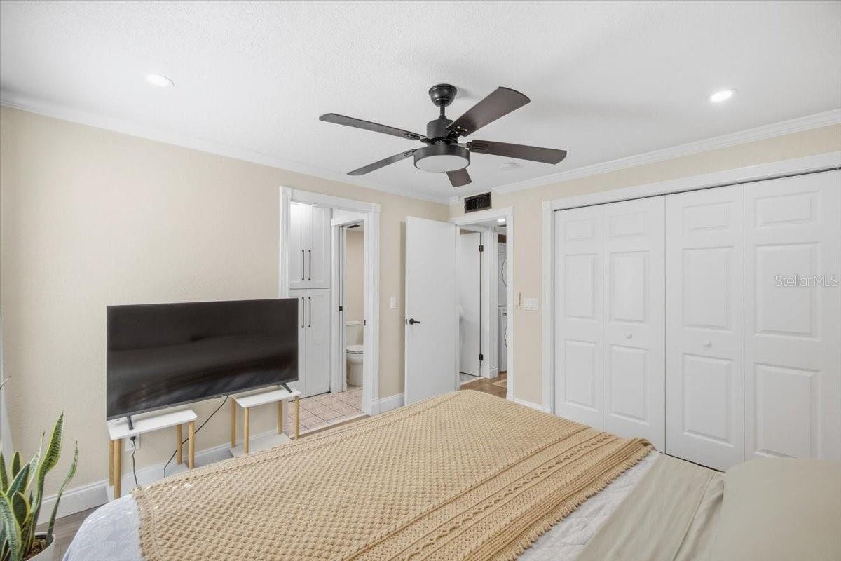 4769 Puritan Cir #401 Property Photo 15