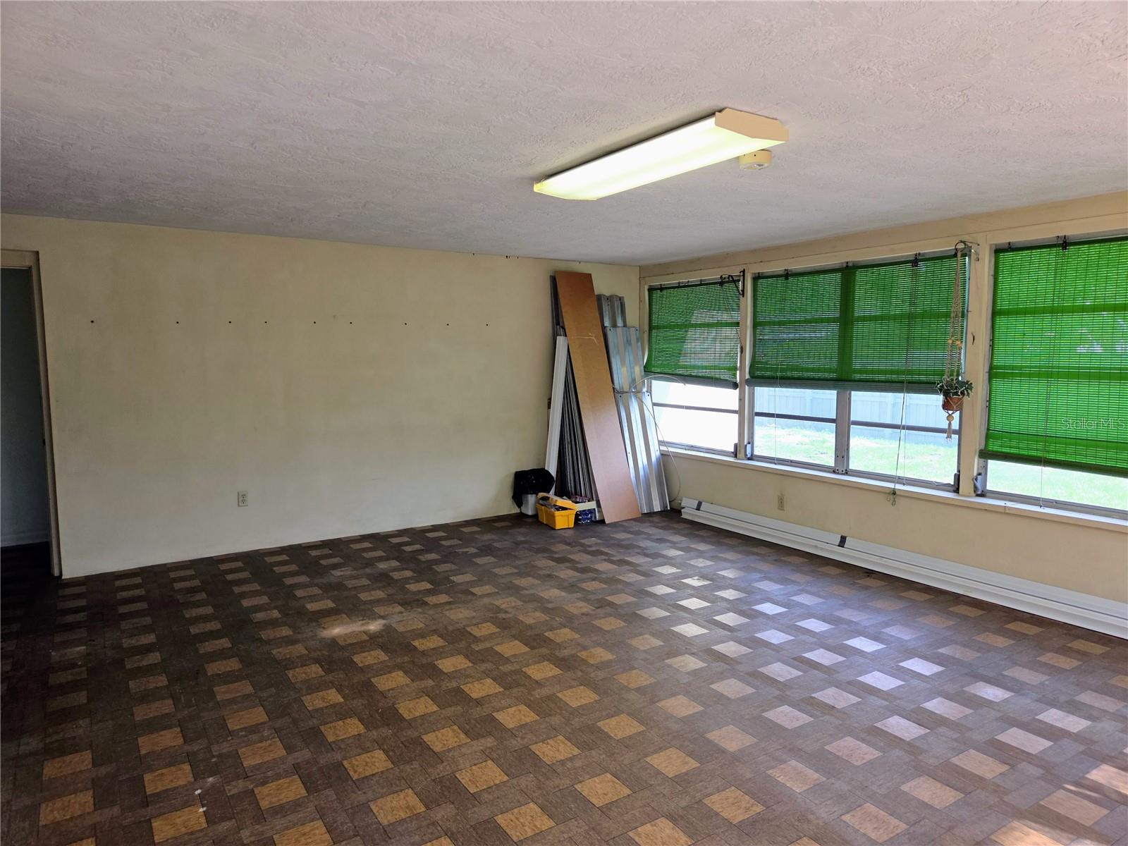 6044 Burlington Ave N Property Photo 39