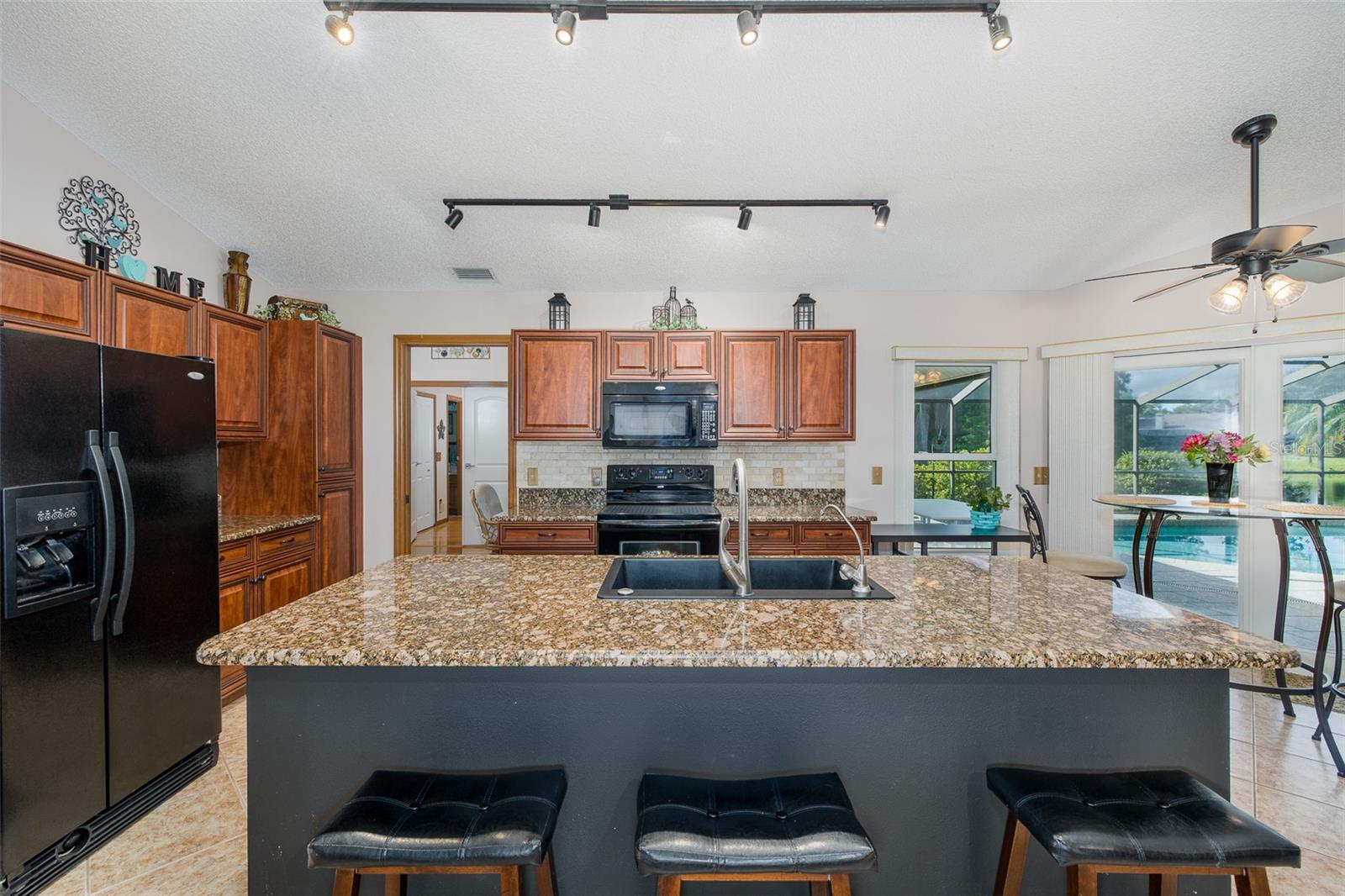 11810 Spanish Lake Dr Property Photo 11