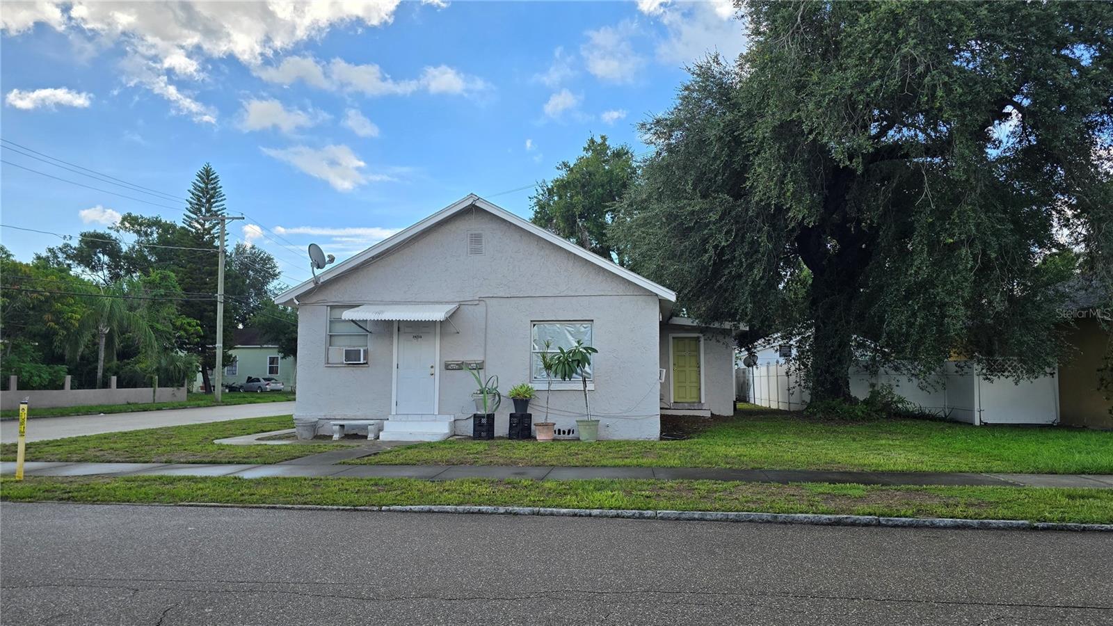 2423 Durham St Property Photo