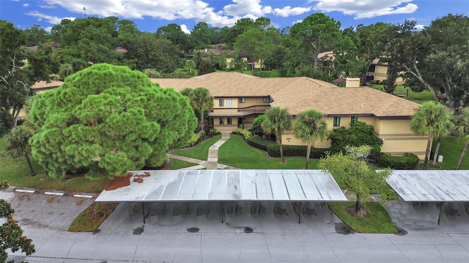 2679 Sabal Springs Cir #201 Property Photo 2