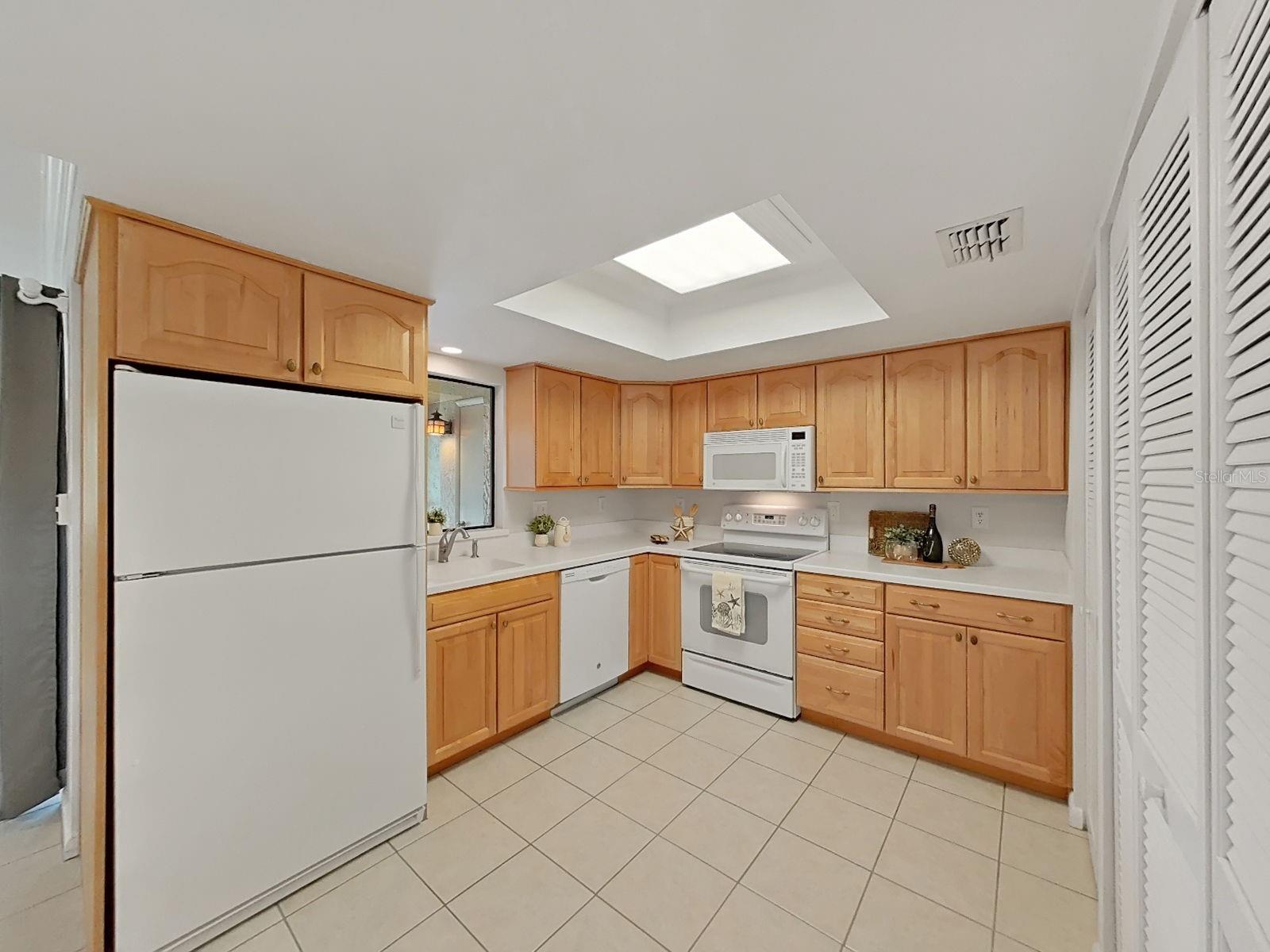 2679 Sabal Springs Cir #201 Property Photo 29