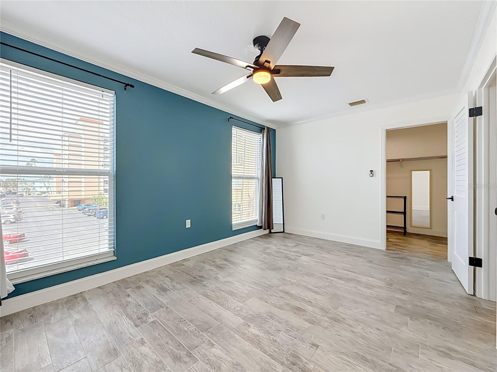 1859 Shore Dr S #303 Property Photo 17