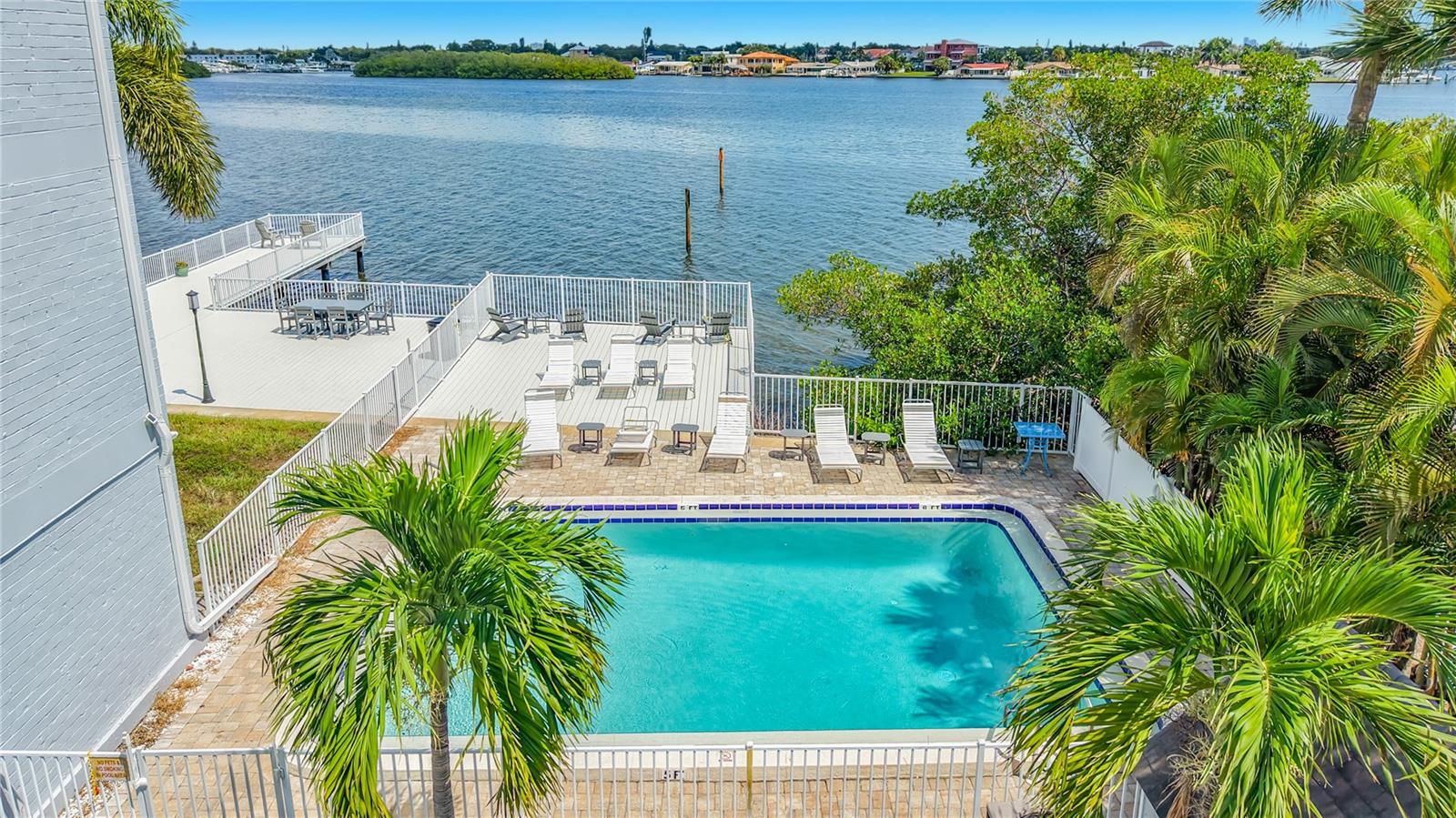 1859 Shore Dr S #303 Property Photo 27