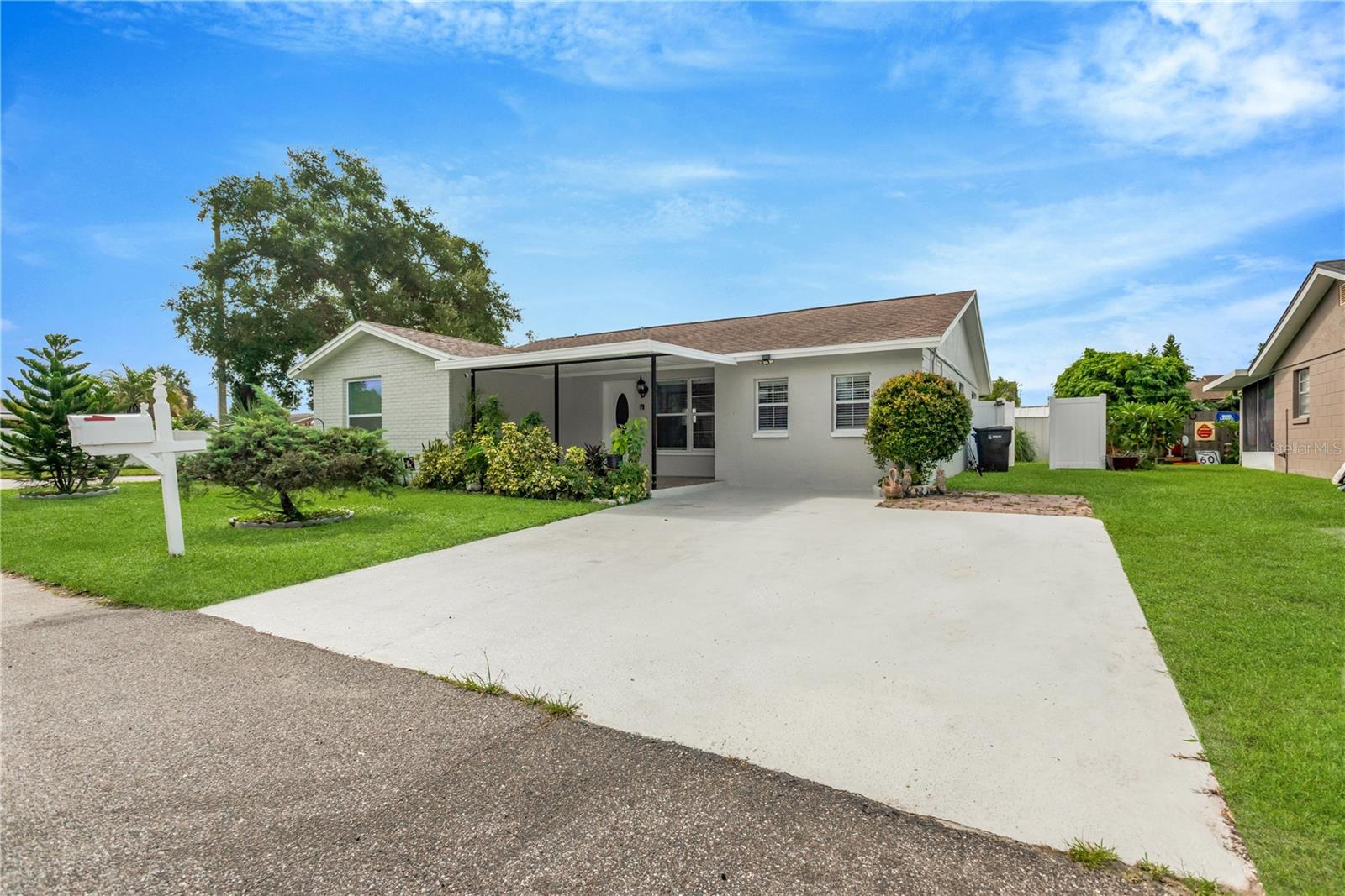 10302 Orchard Hills Ct Property Photo 1