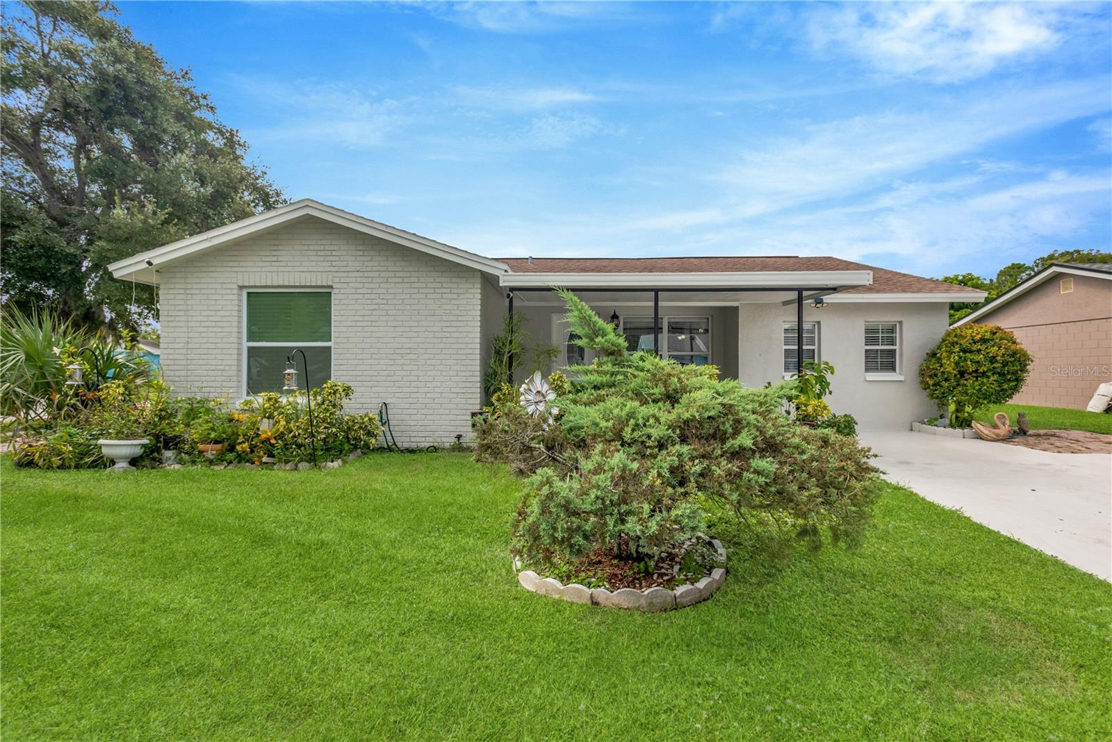 10302 Orchard Hills Ct Property Photo 2