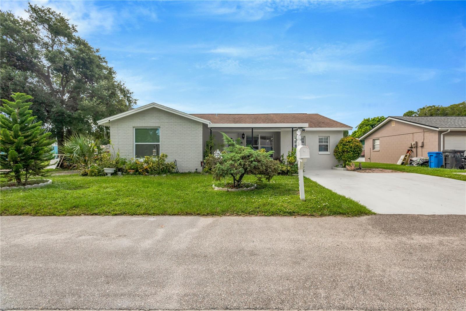 10302 Orchard Hills Ct Property Photo 3