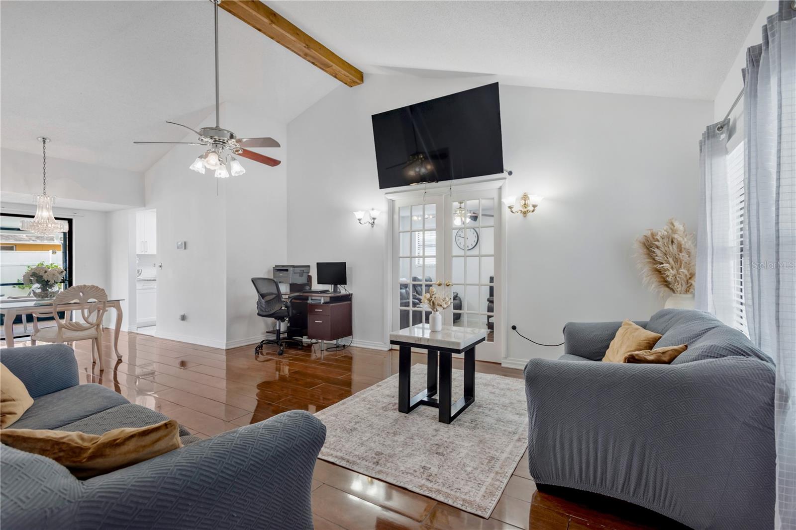 10302 Orchard Hills Ct Property Photo 11