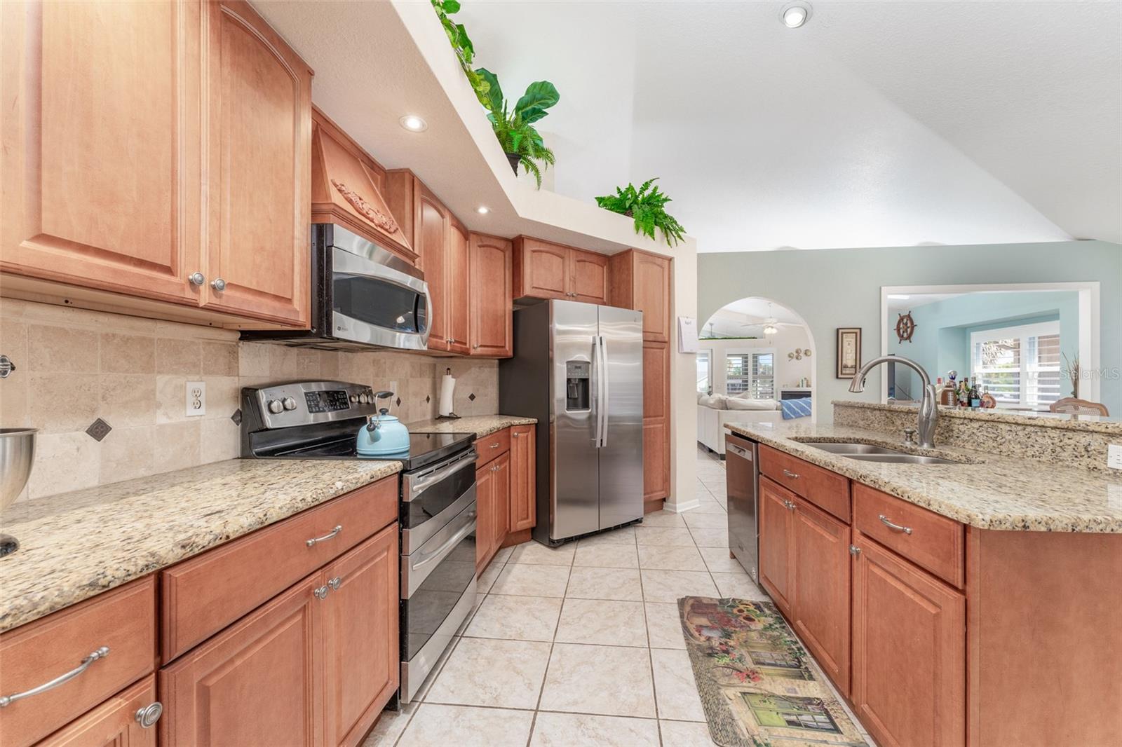 835 Symphony Isles Blvd Property Photo 15