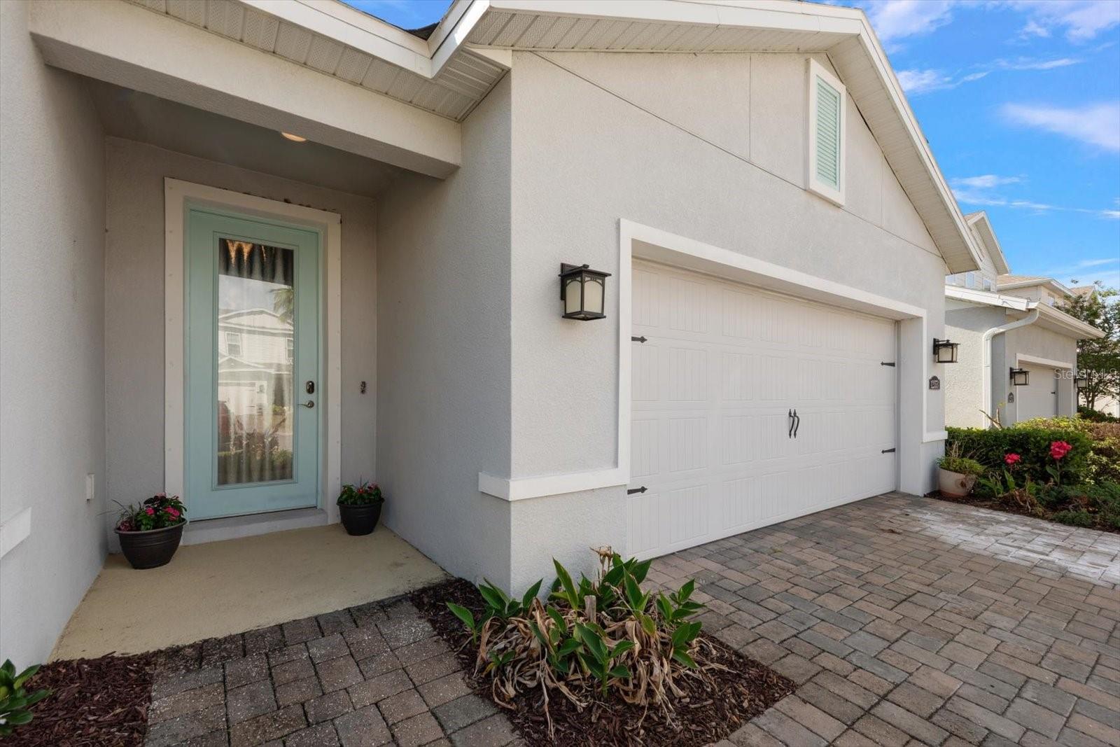 12353 Blue Pacific Dr Property Photo 3