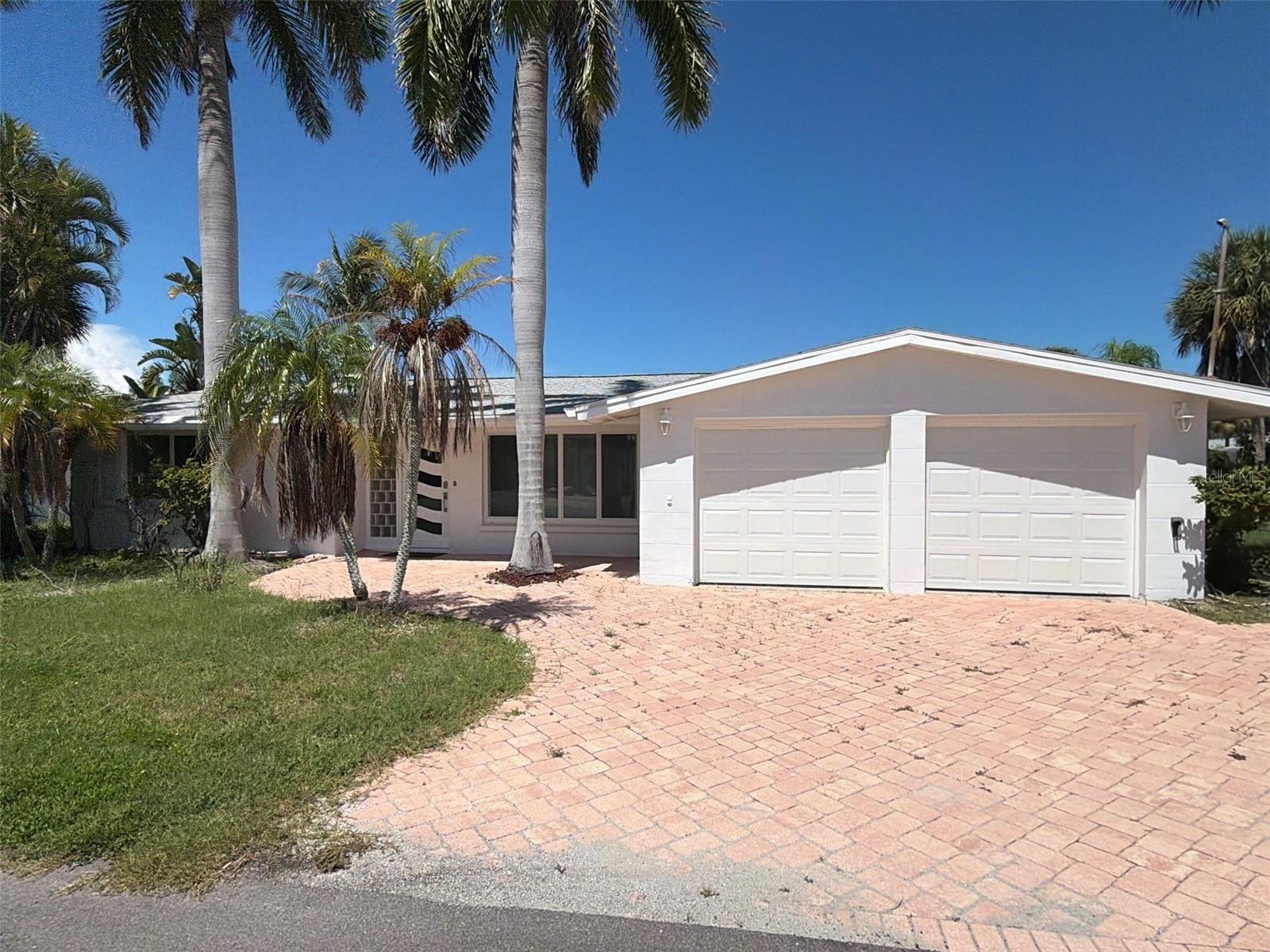 561 TARAWITT DR Property Photo 1