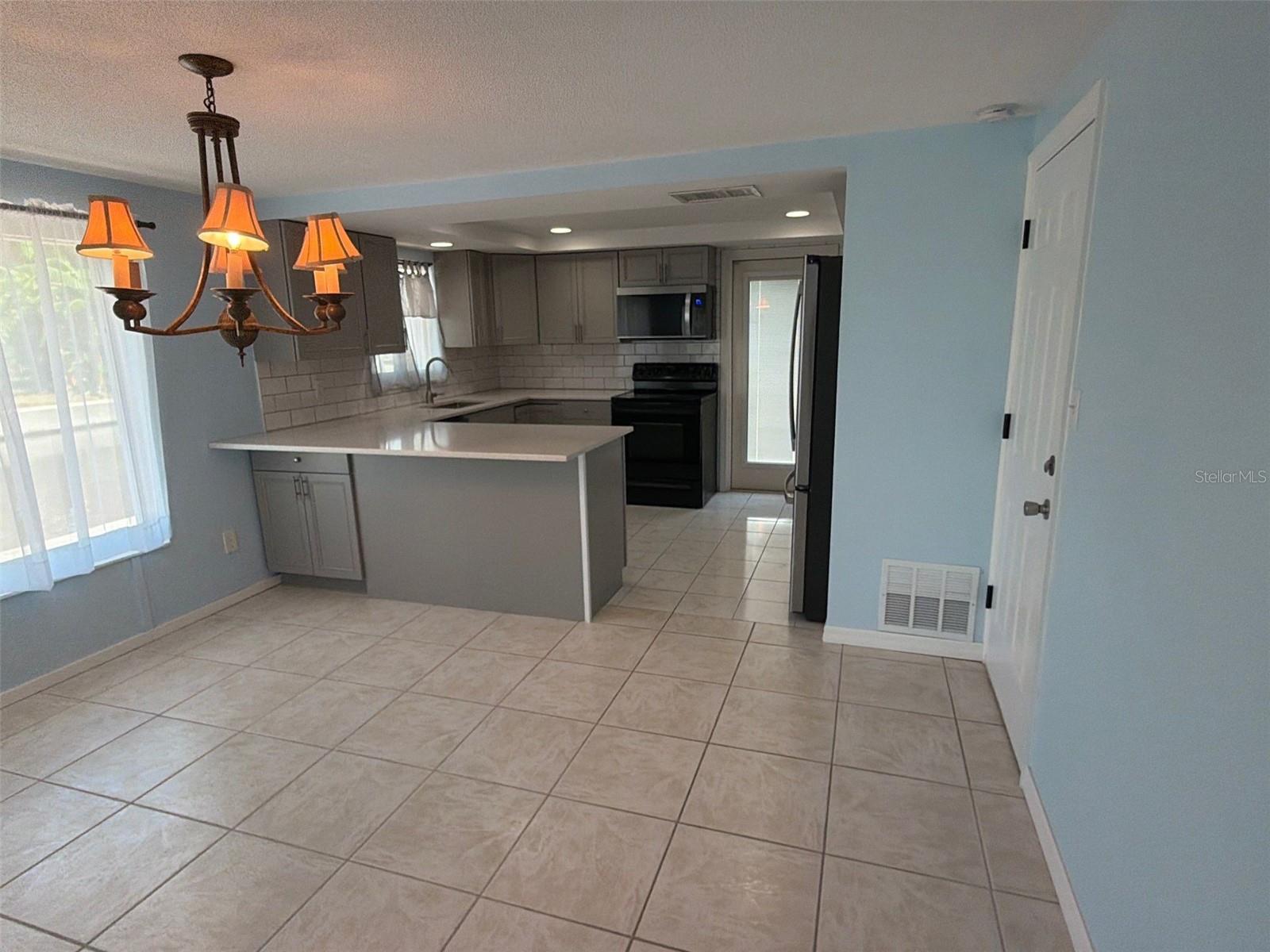 561 Tarawitt Dr Property Photo 16