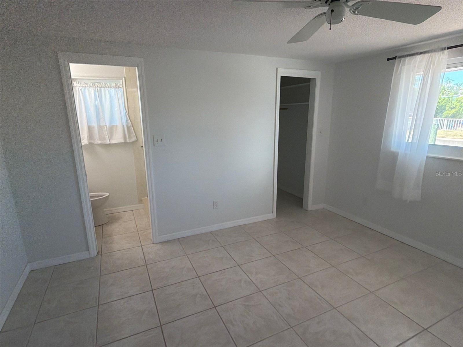 561 Tarawitt Dr Property Photo 26