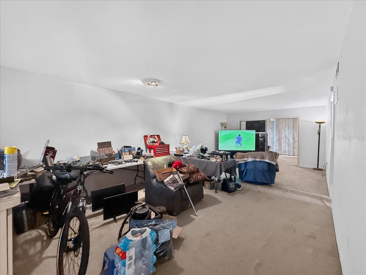 90 S Highland Ave #317 Property Photo 8