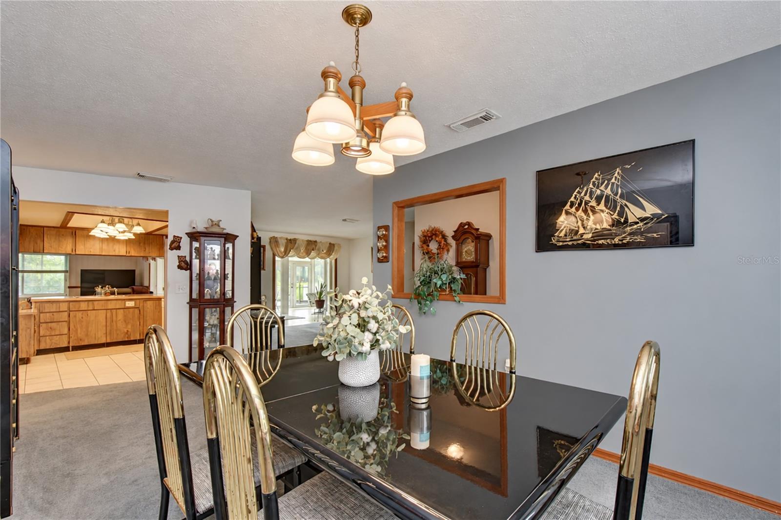 659 Timber Pond Dr Property Photo 7