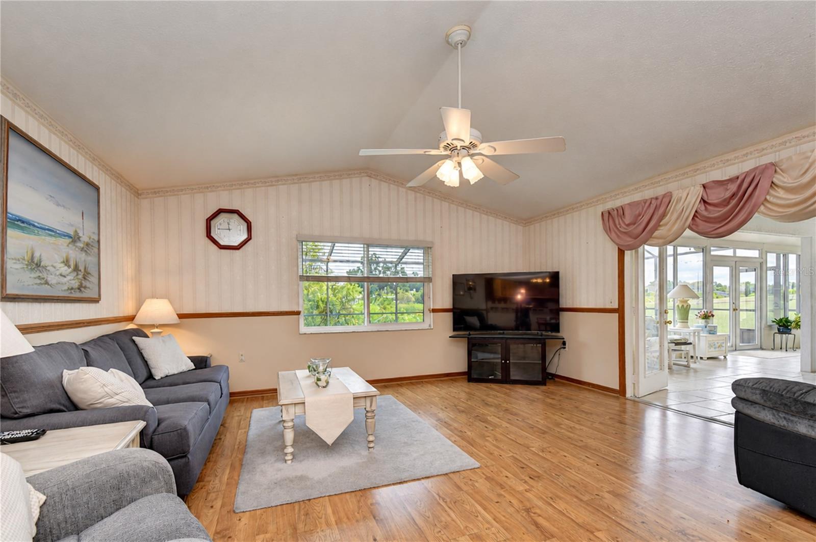 659 Timber Pond Dr Property Photo 10