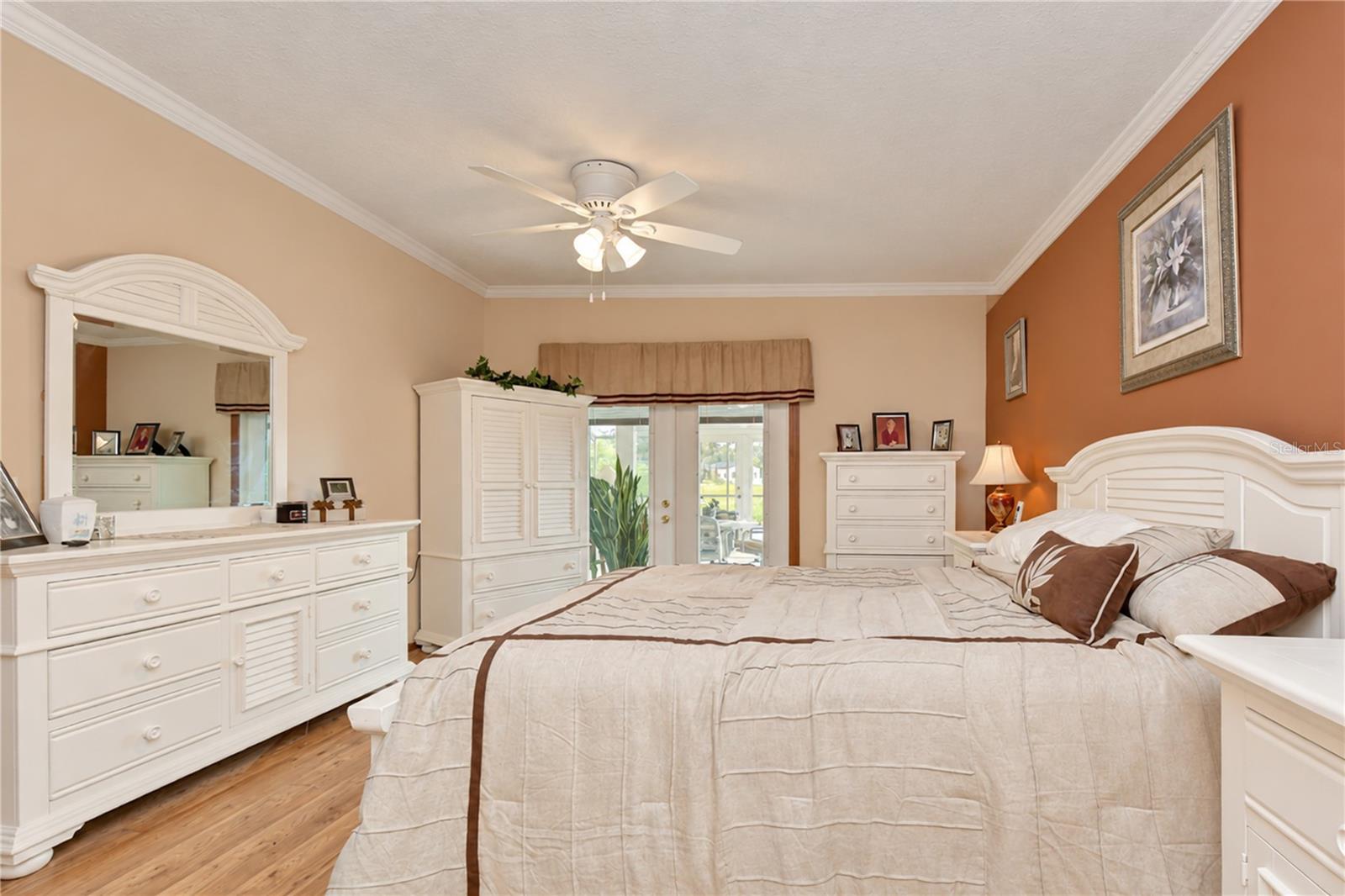 659 Timber Pond Dr Property Photo 17
