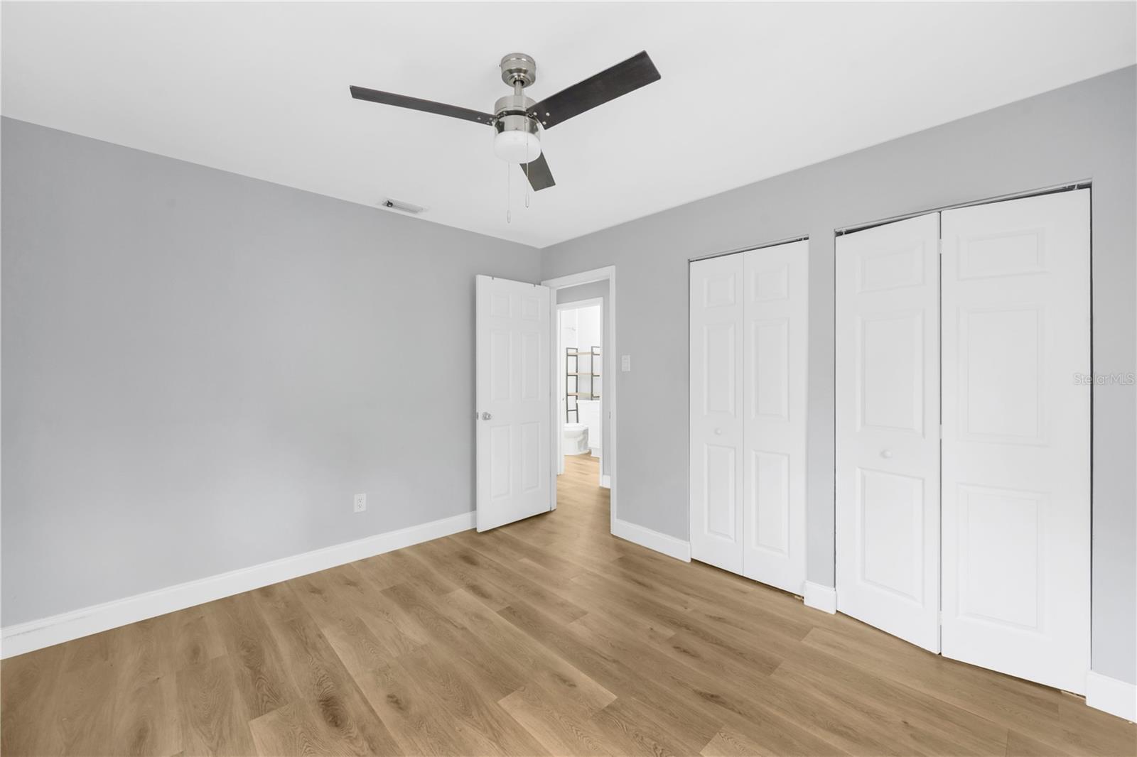 2626 E Chelsea St Property Photo 15