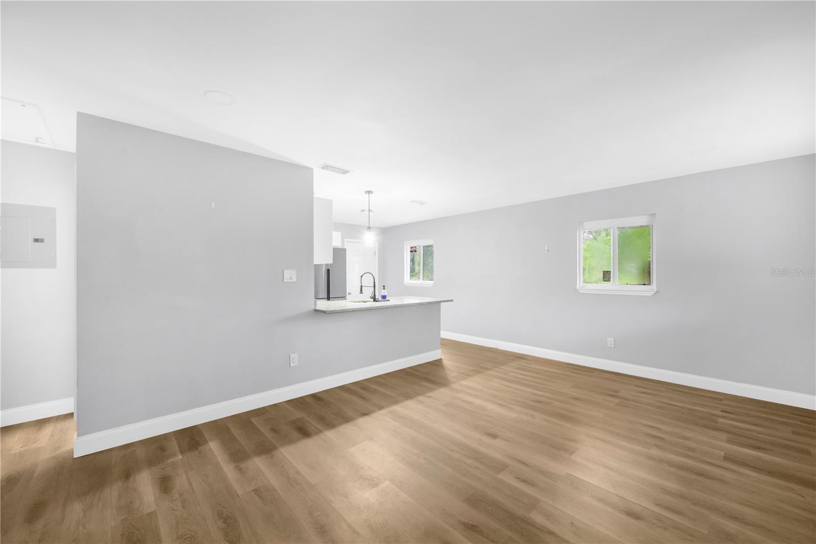2626 E Chelsea St Property Photo 17