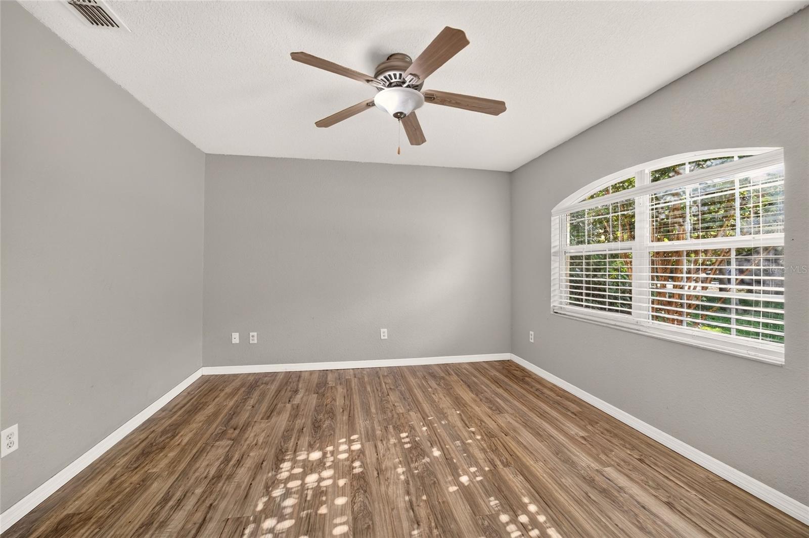 6481 Nw 67th Ter Property Photo 6