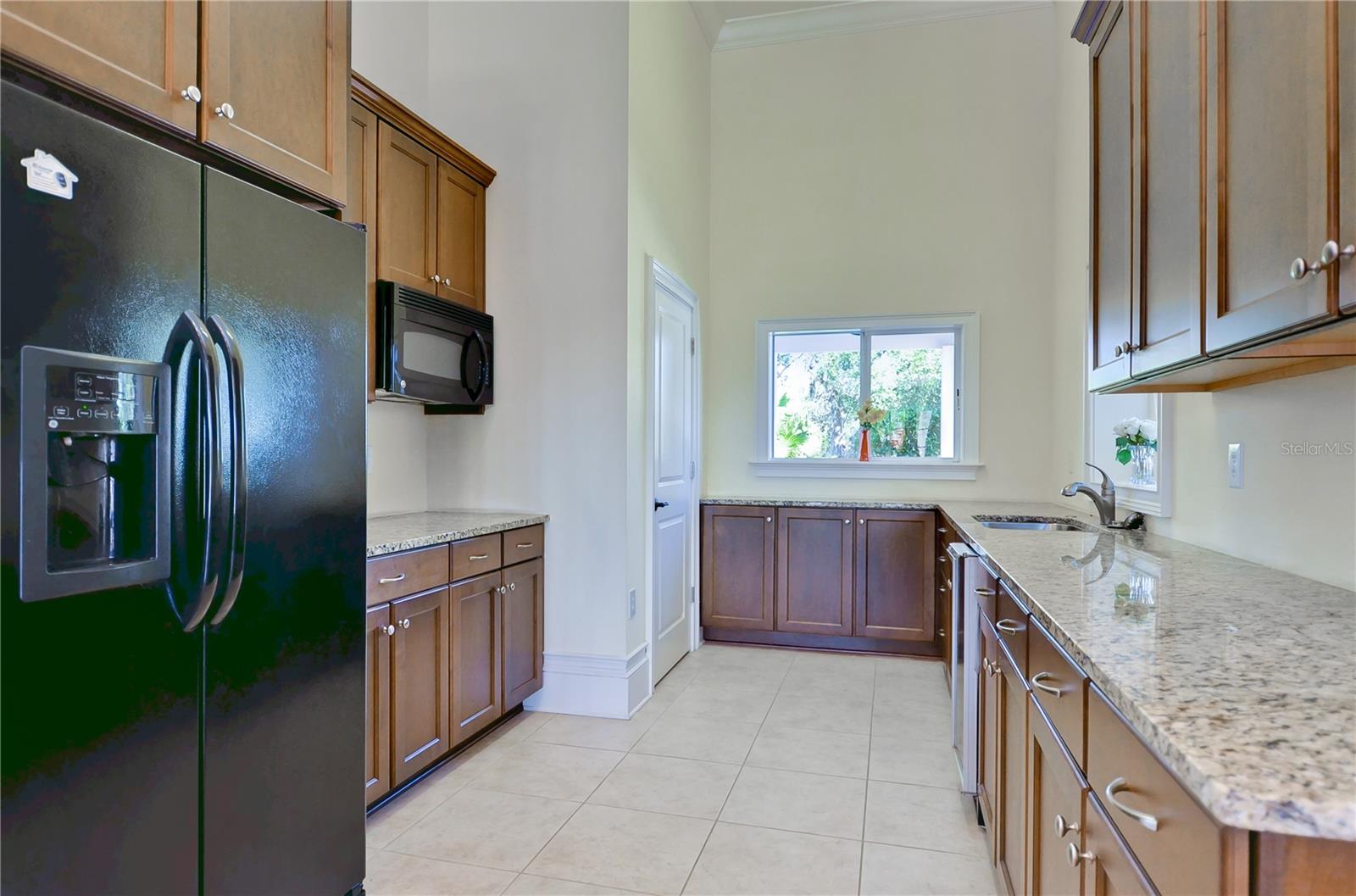 6806 Muncaster Ct Property Photo 60
