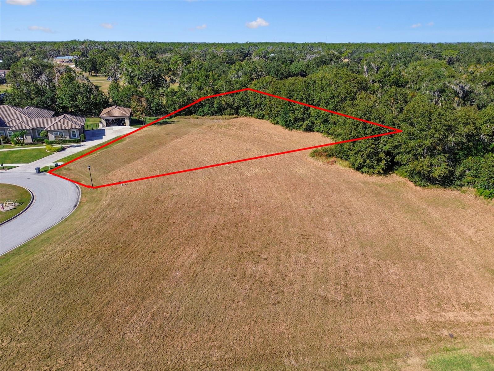 420 Hawk Talon Dr Property Photo 11