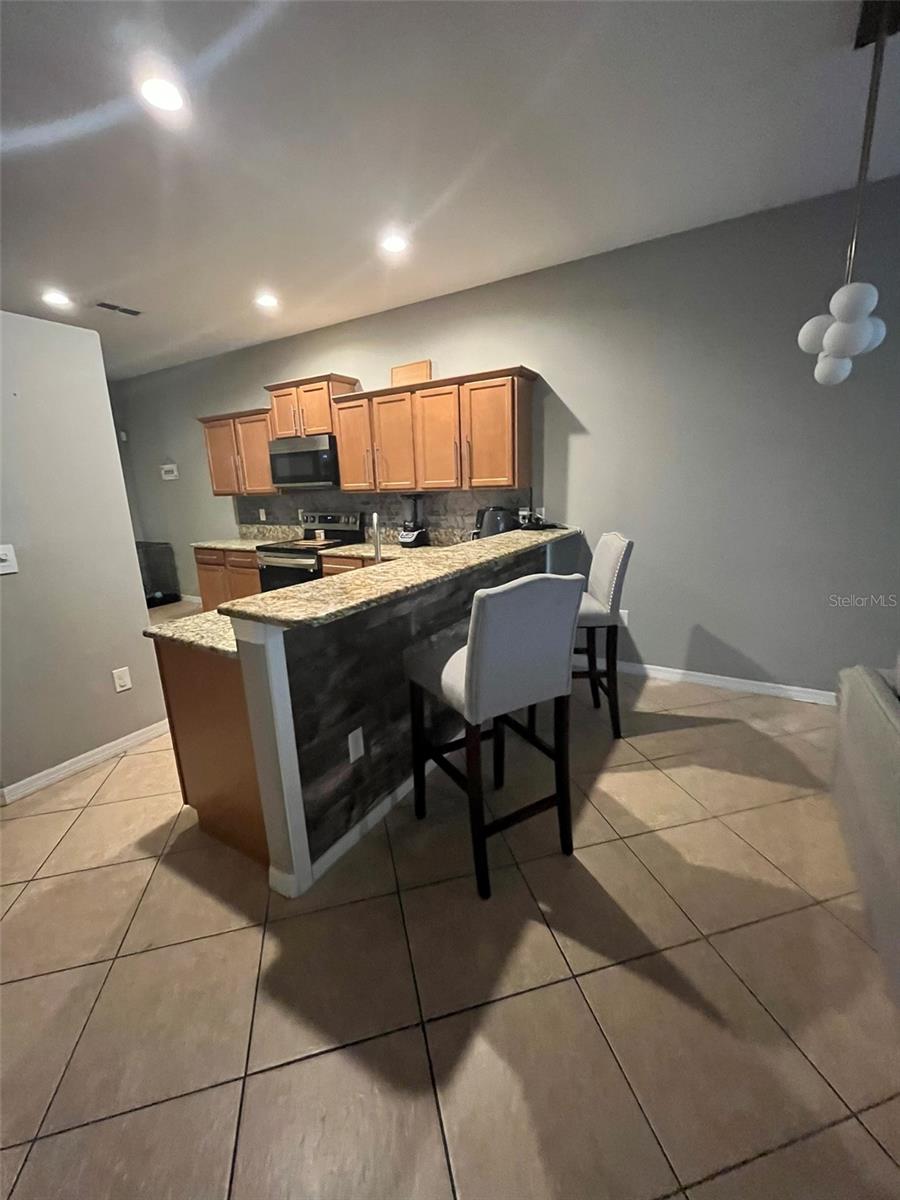 9412 Trumpet Vine Loop Property Photo 7