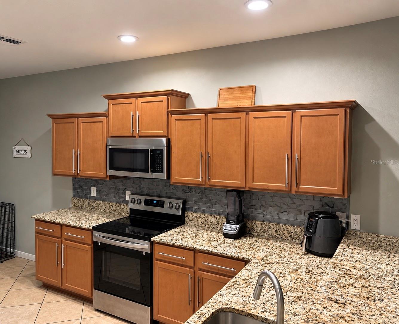 9412 Trumpet Vine Loop Property Photo 8