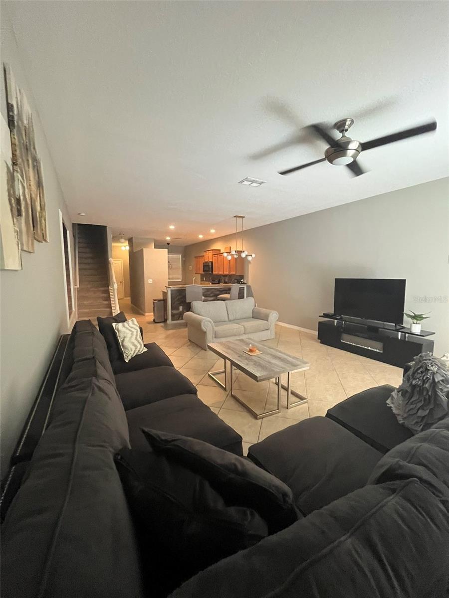 9412 Trumpet Vine Loop Property Photo 11