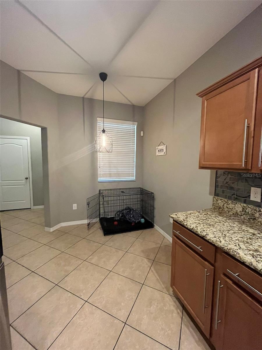 9412 Trumpet Vine Loop Property Photo 12