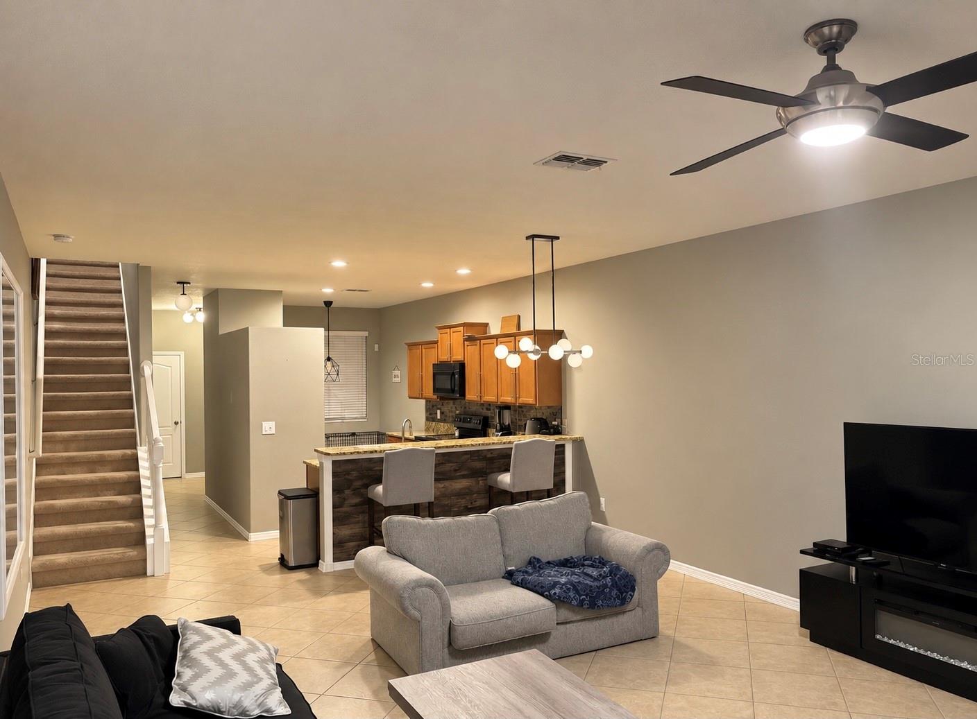 9412 Trumpet Vine Loop Property Photo 12