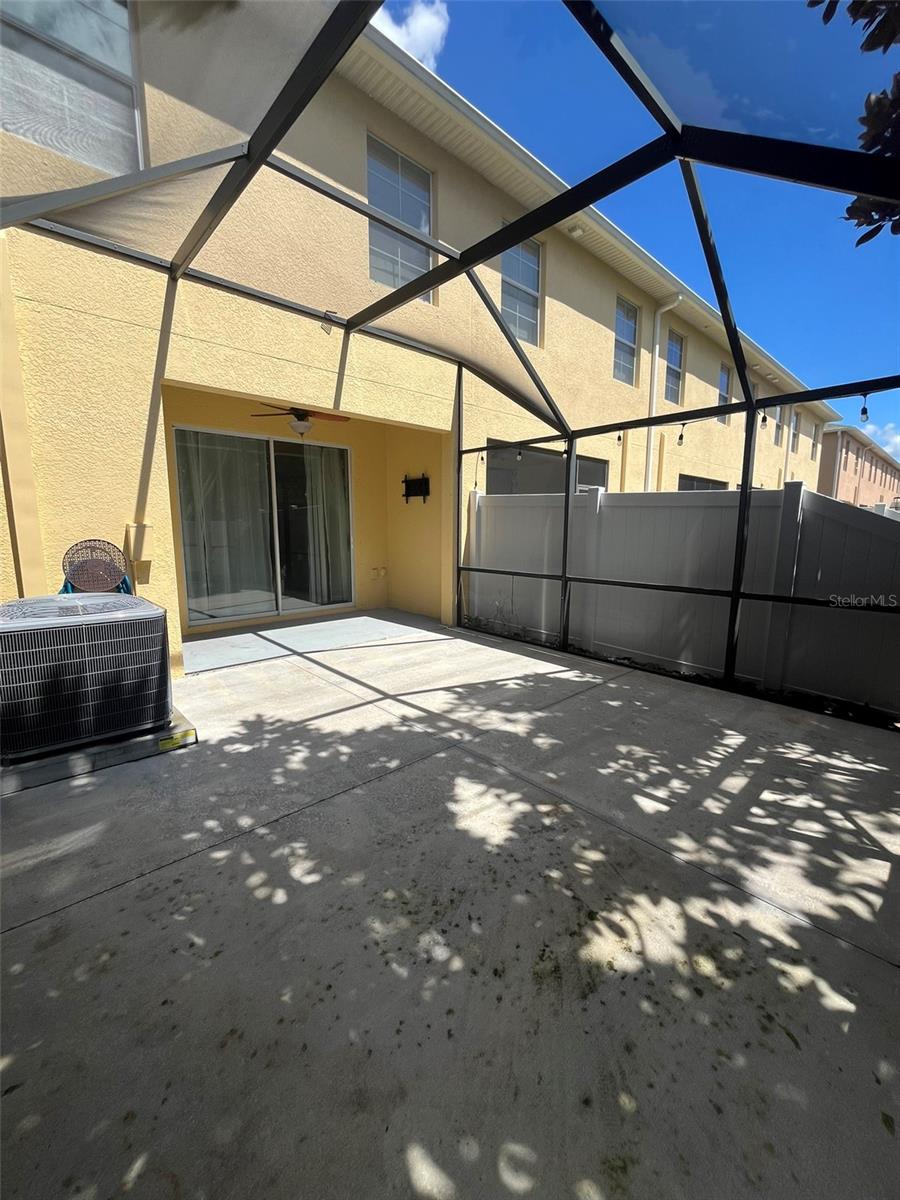 9412 Trumpet Vine Loop Property Photo 13