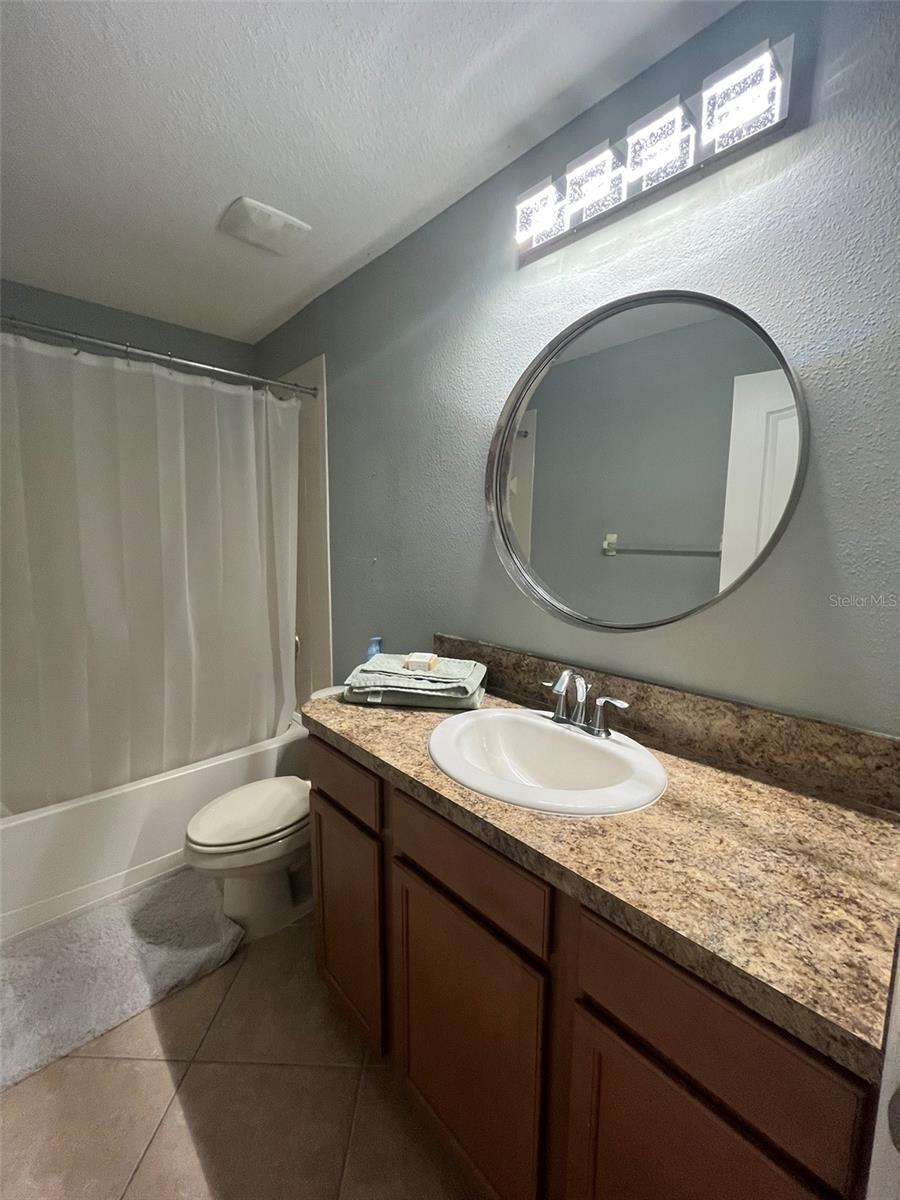 9412 Trumpet Vine Loop Property Photo 23
