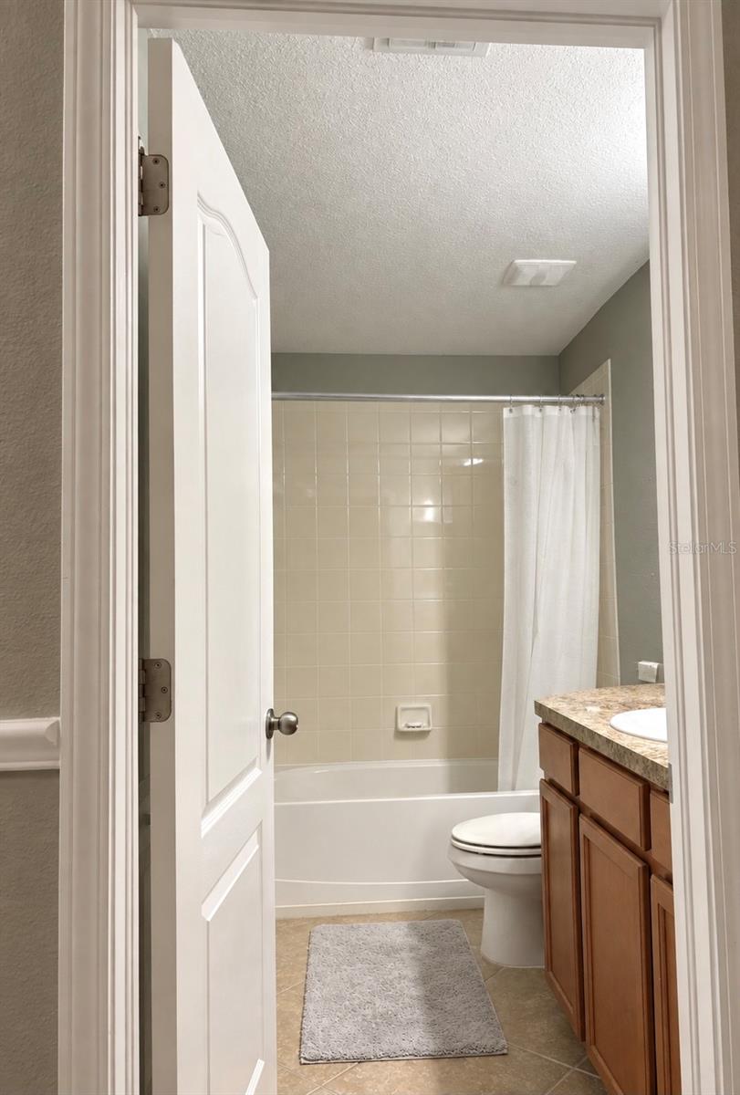 9412 Trumpet Vine Loop Property Photo 34