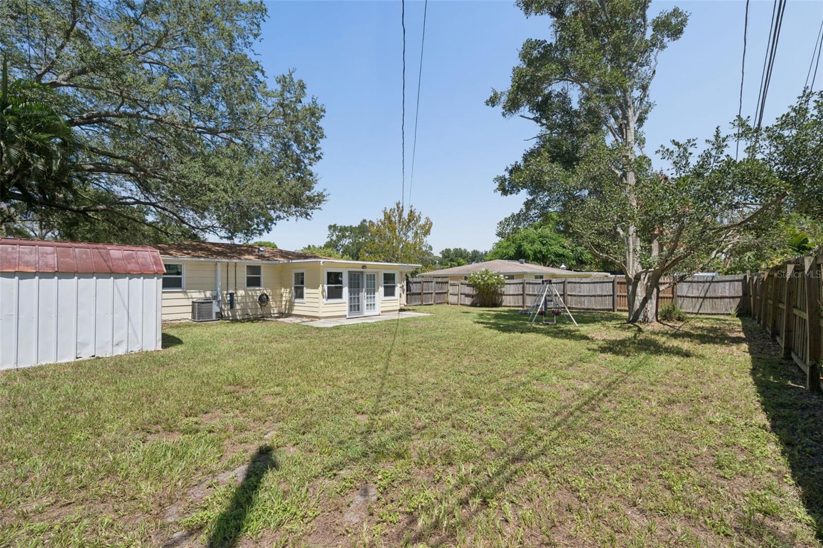 629 Lexington St Property Photo 43