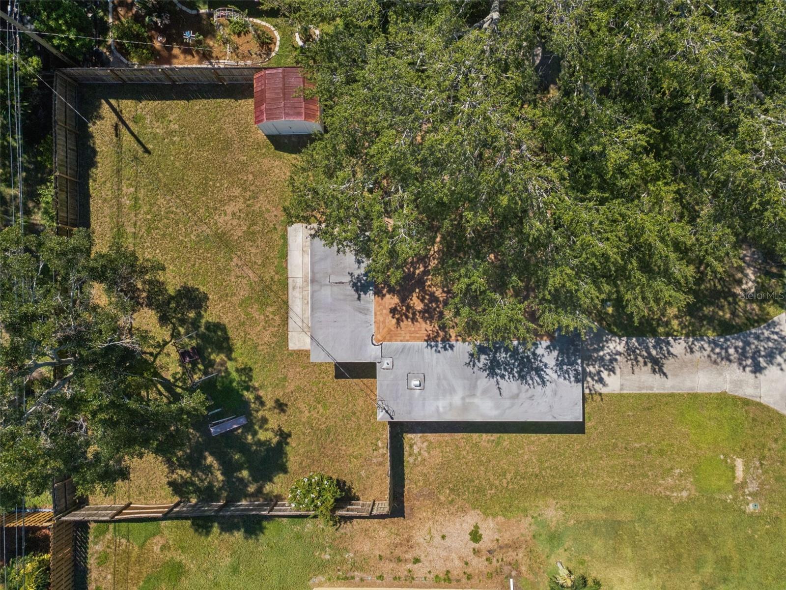 629 Lexington St Property Photo 45
