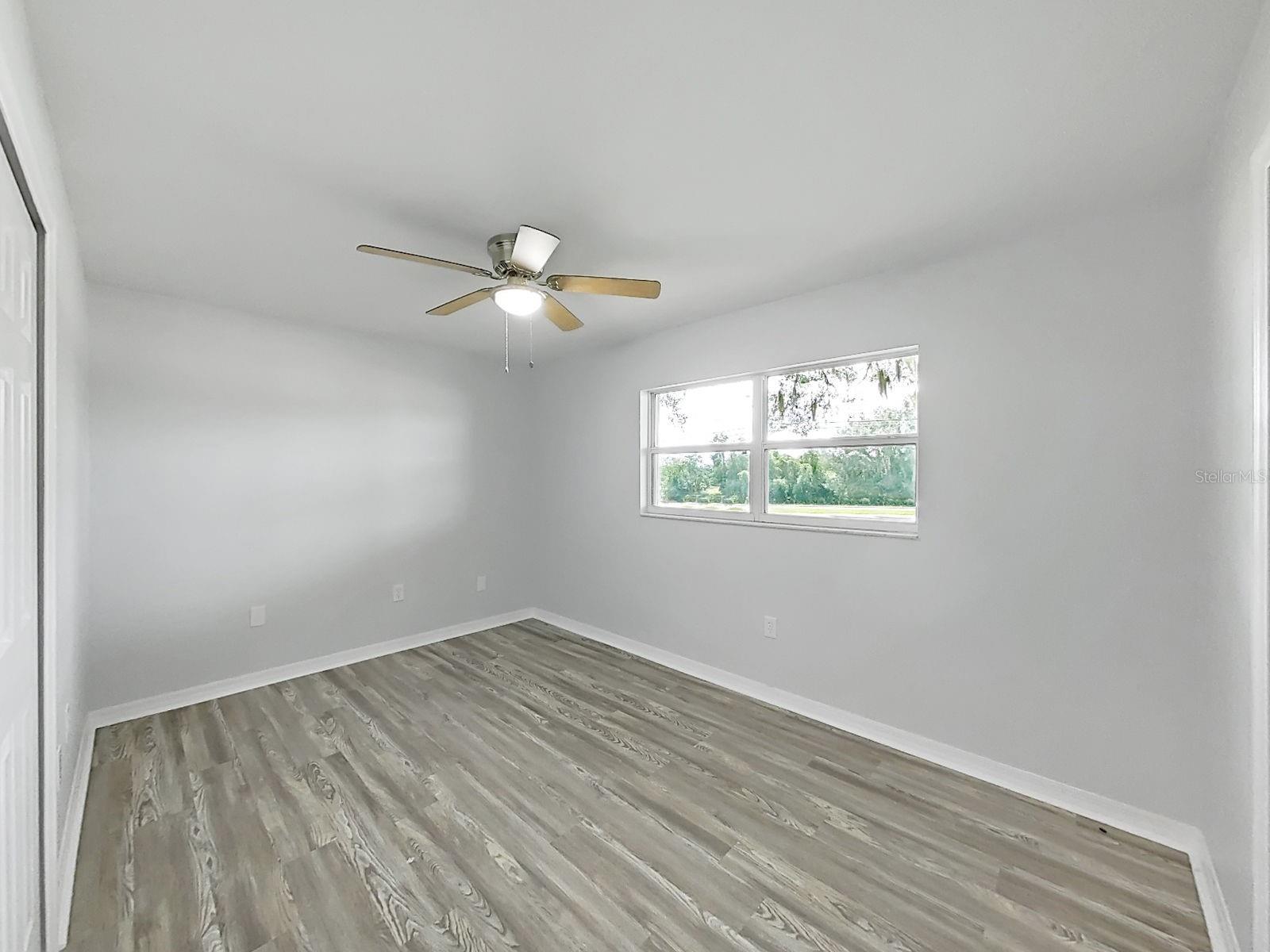 27055 Frampton Ave Property Photo 23
